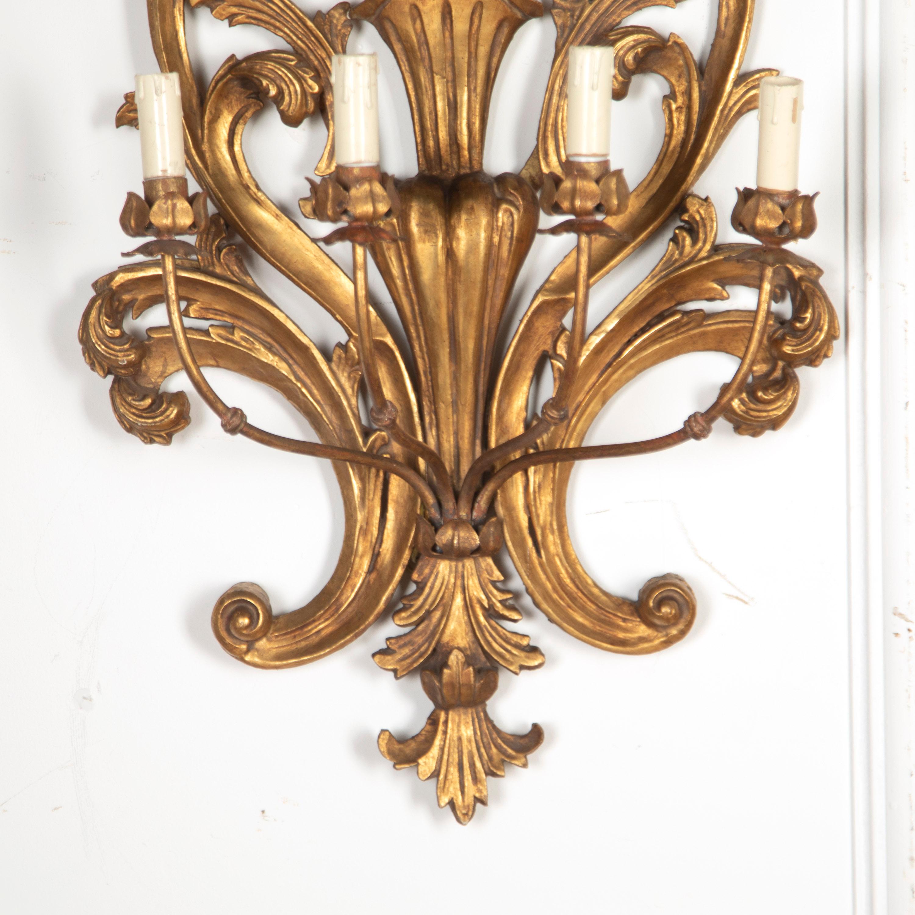XIX secolo Luci da parete in legno dorato italiano in vendita