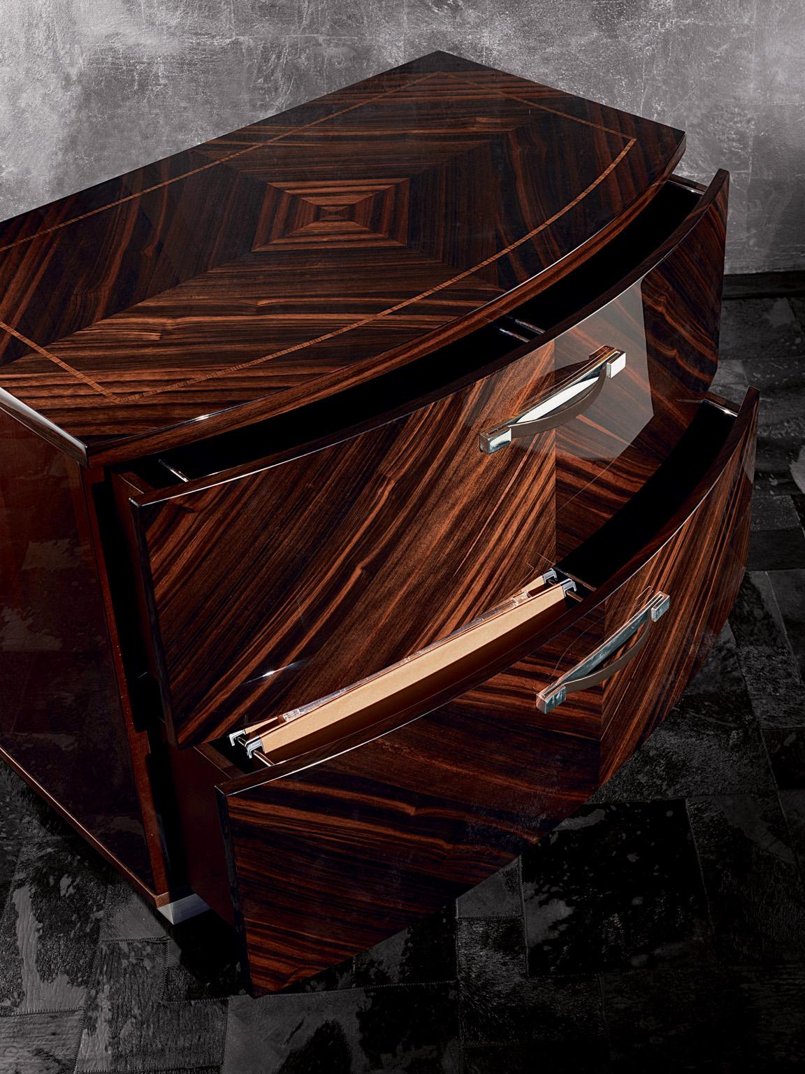 Italian Giorgio Collection Presidential Desk with Return Ebony Macassar Wood For Sale 5