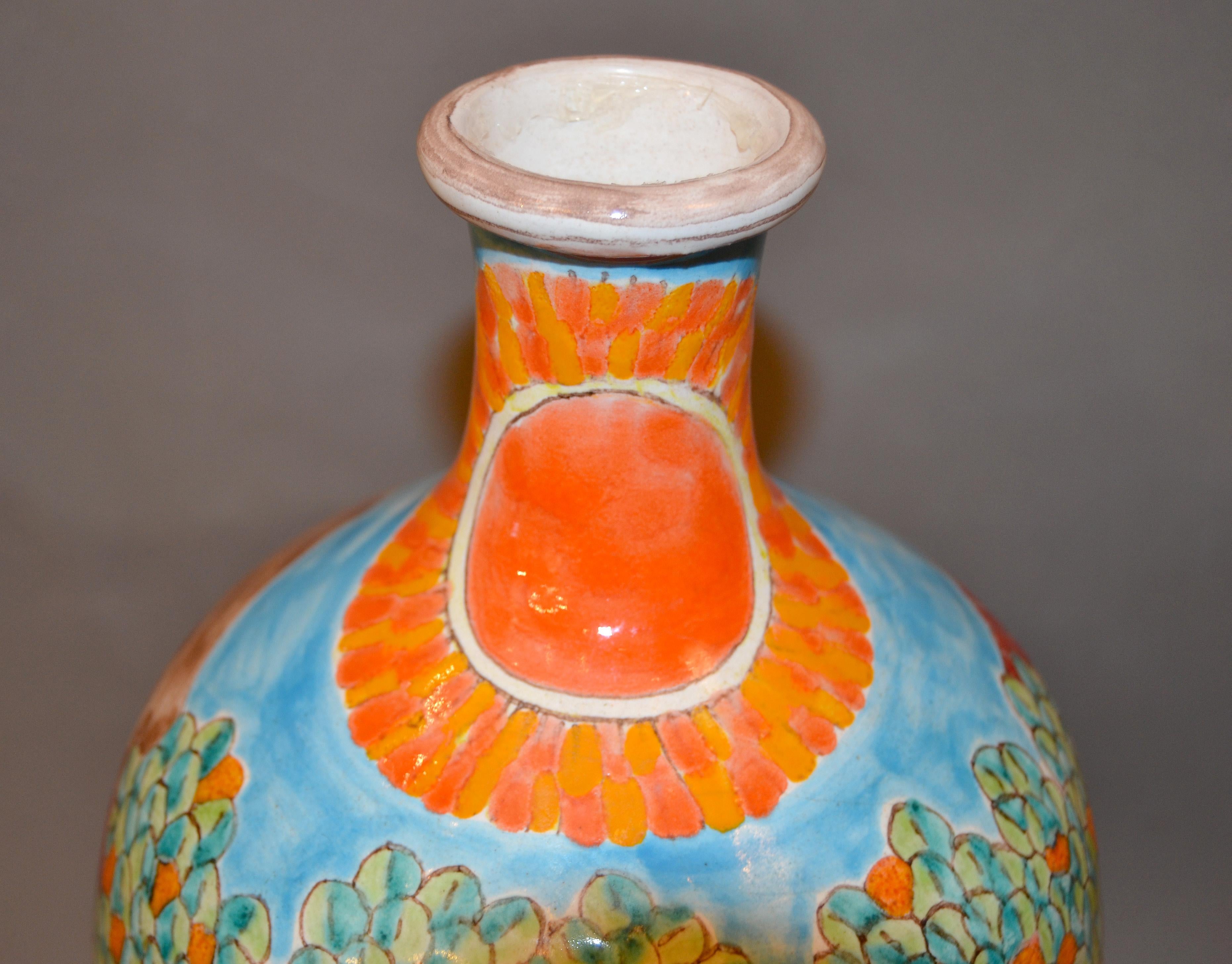 Italian Giovanni Desimone Hand Painted Big Art Pottery Flower Vase, Vessel Italy In Good Condition In Miami, FL