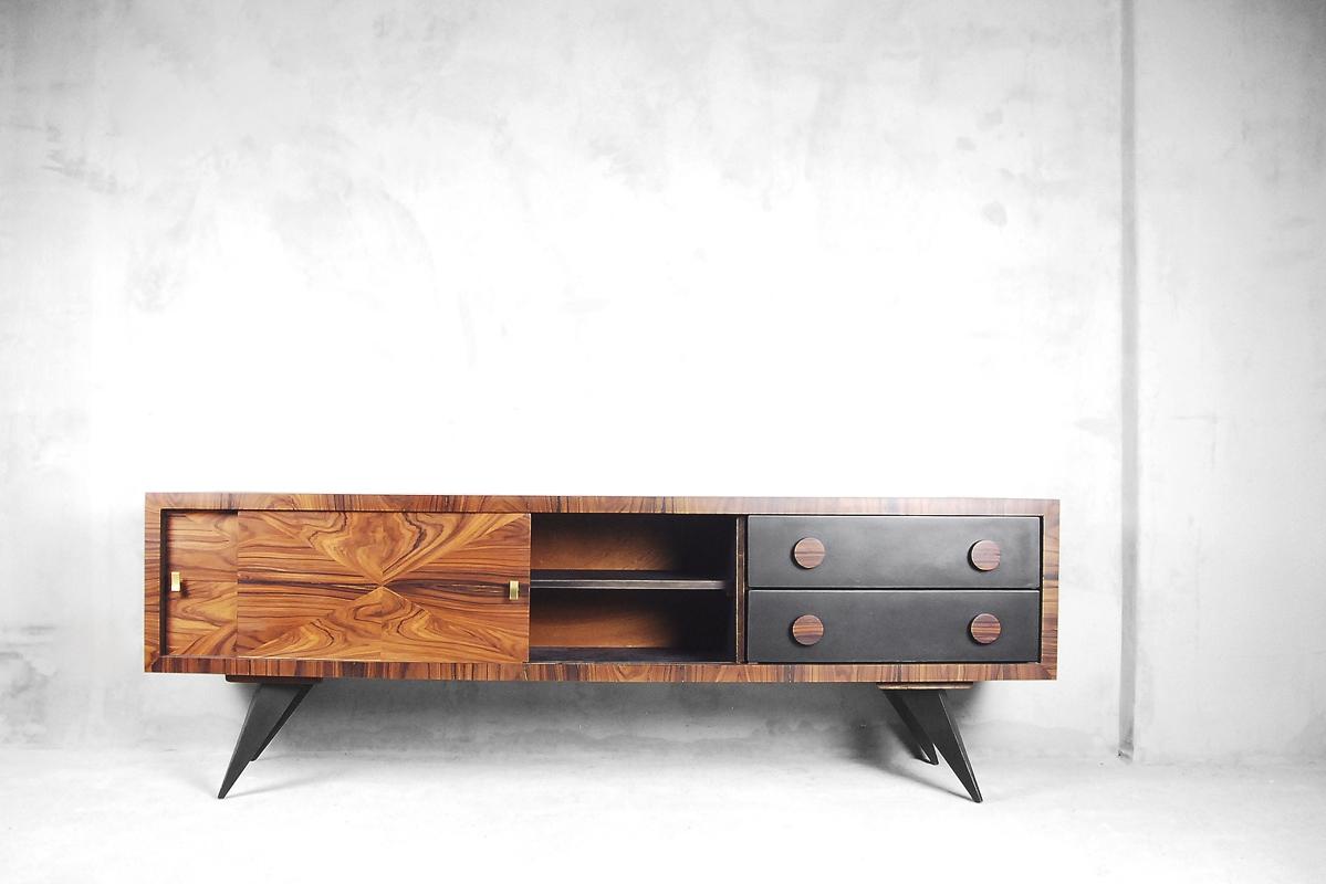 Italian Glamour Burl Rosewood Sideboard with Drawers, 1960s In Good Condition In Warsaw, PL