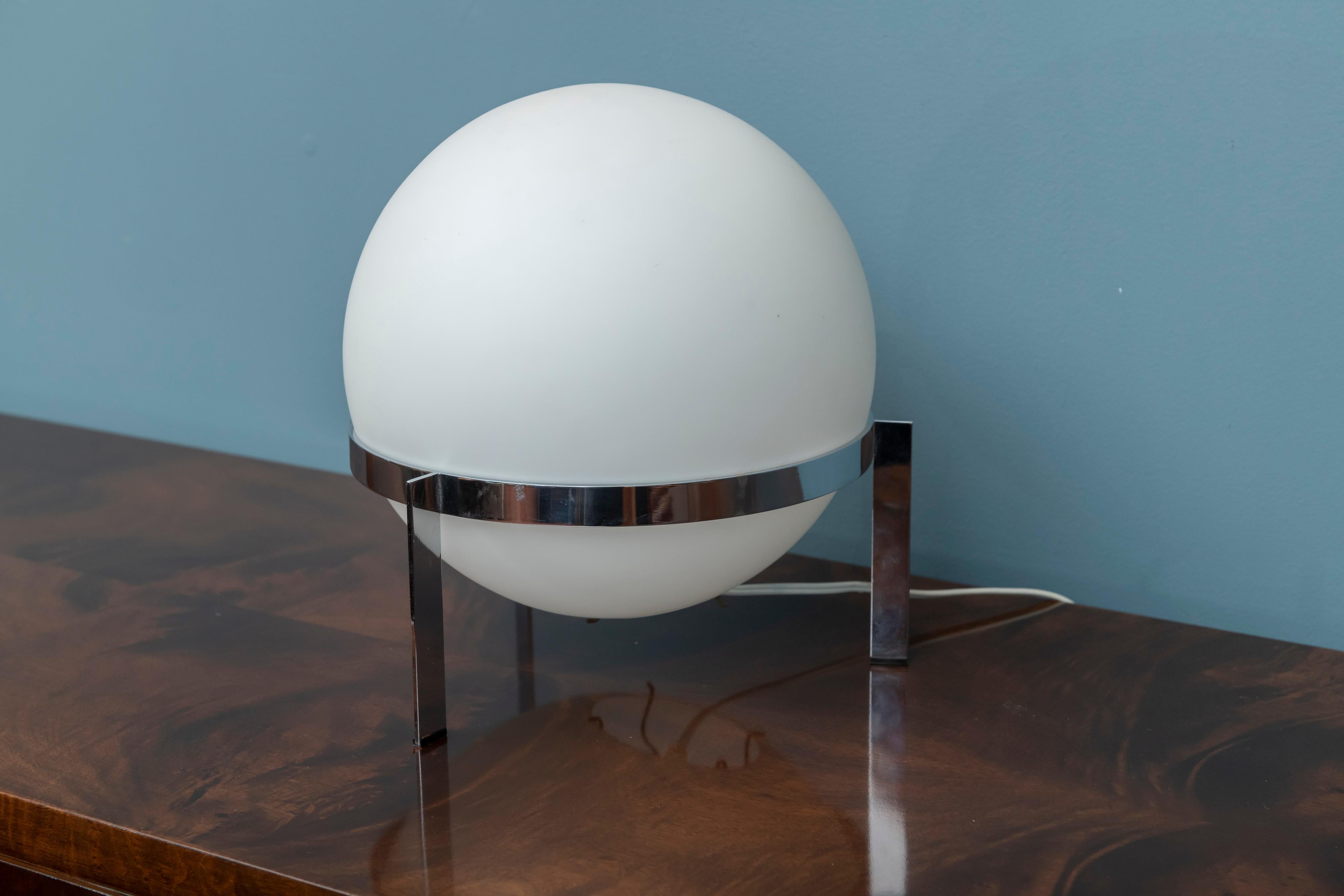 Mid-Century Modern Italian Glass and Chrome Table Lamp