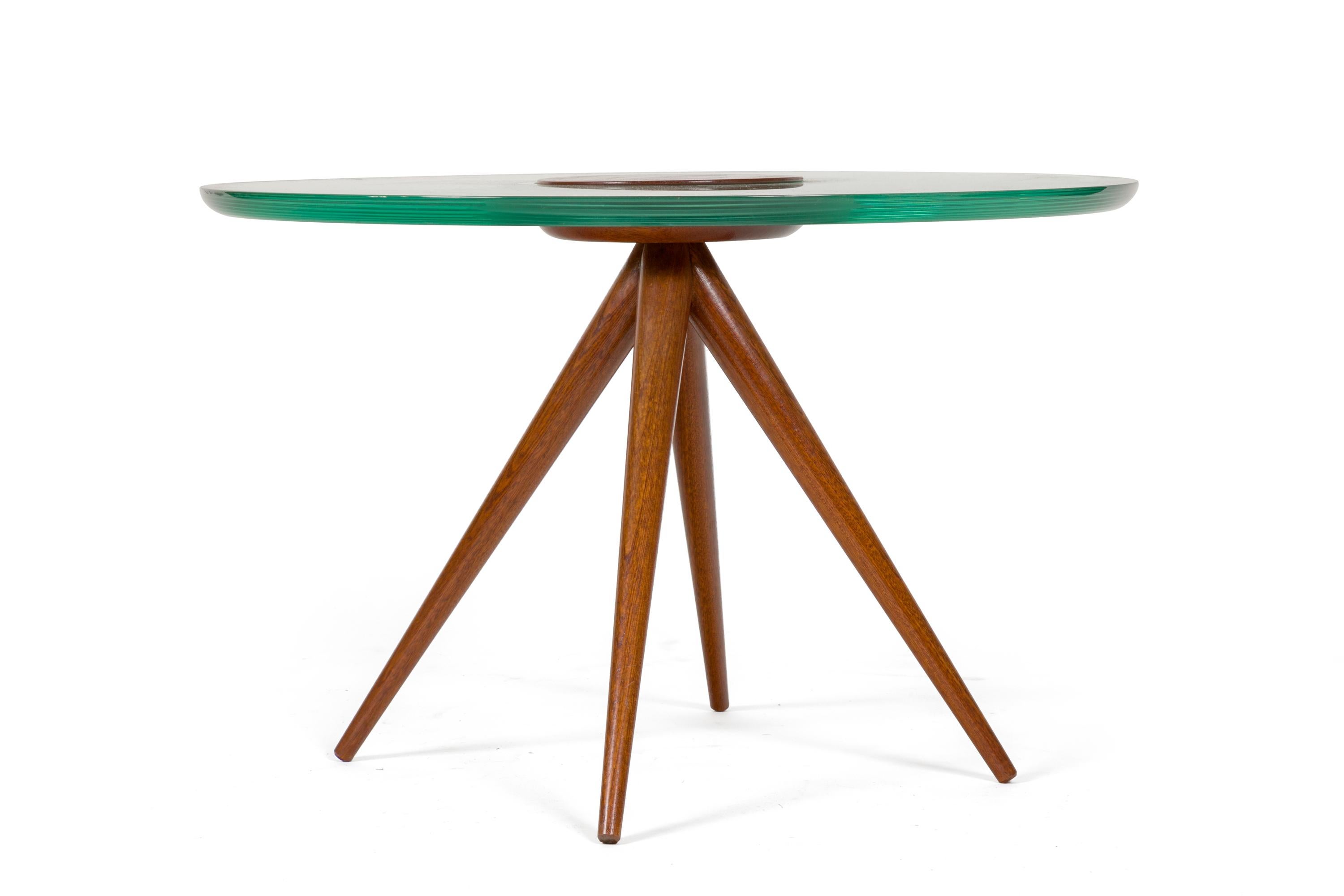 Mid-Century Modern Italian Glass and Mahogany Round Occasional Table in the Manner of Pietro Chiesa