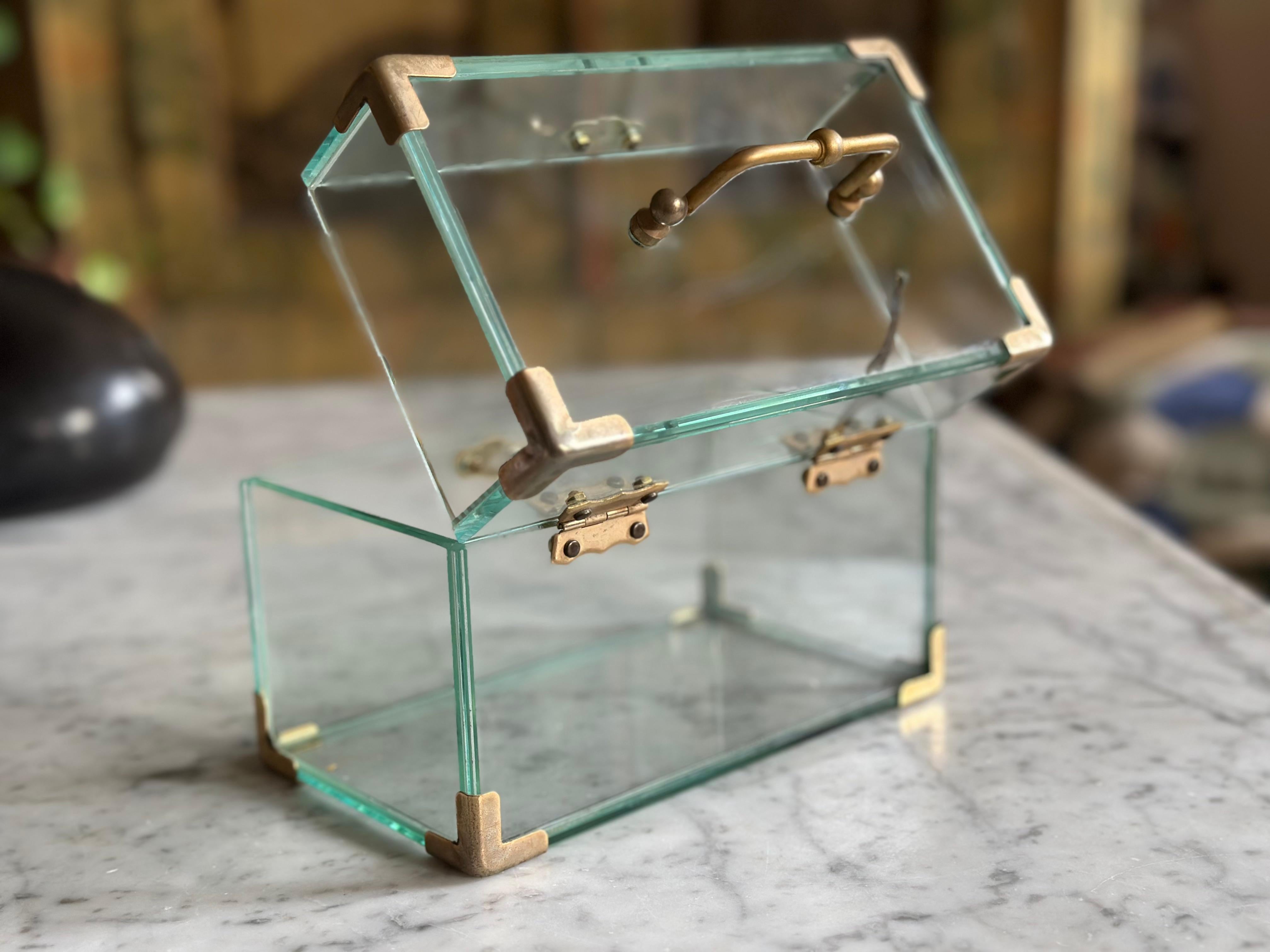 Italienische Schmuckschatulle aus Glas und Metall, 1970er Jahre im Angebot 9