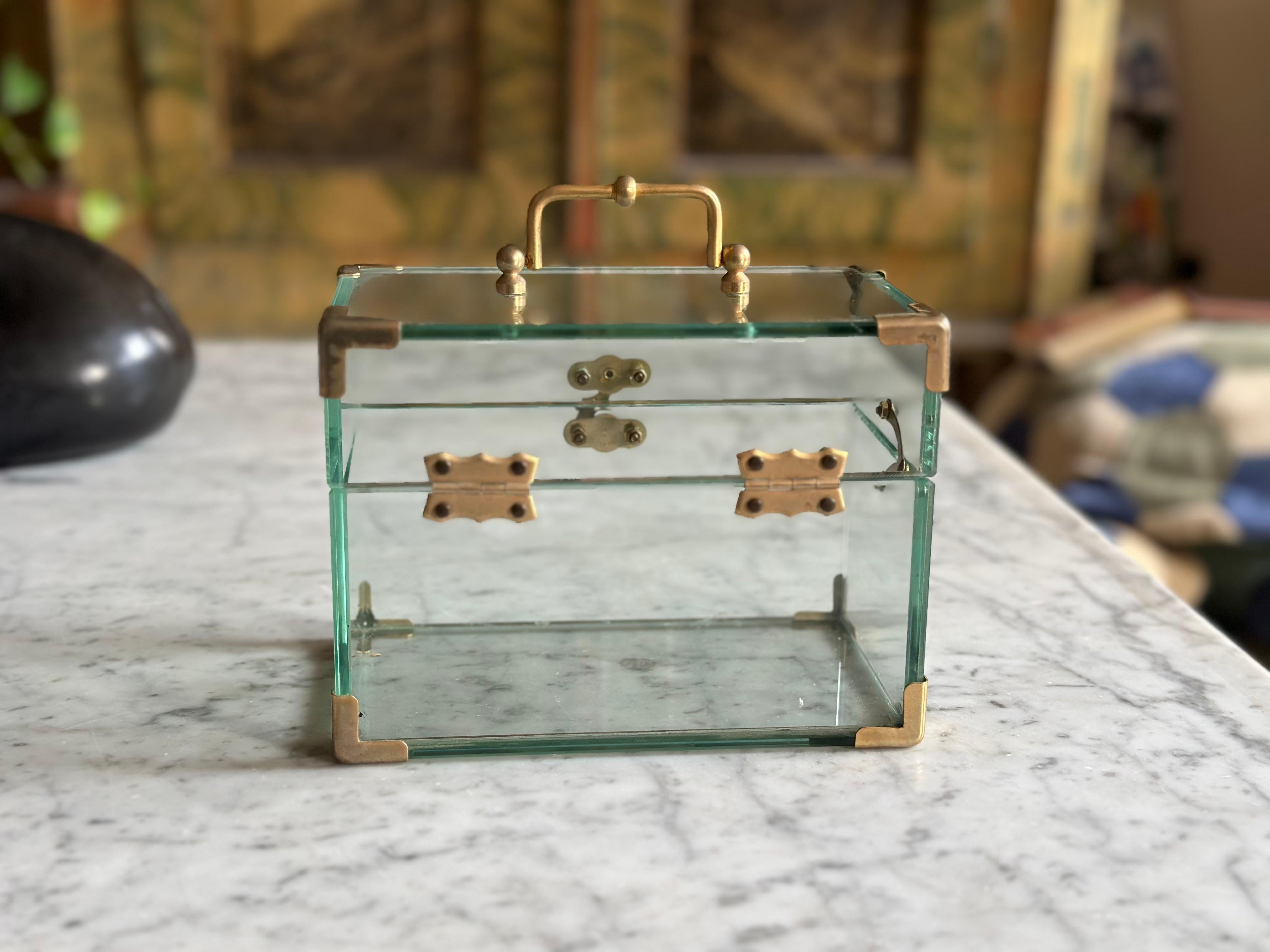 Italienische Schmuckschatulle aus Glas und Metall, 1970er Jahre im Angebot 1