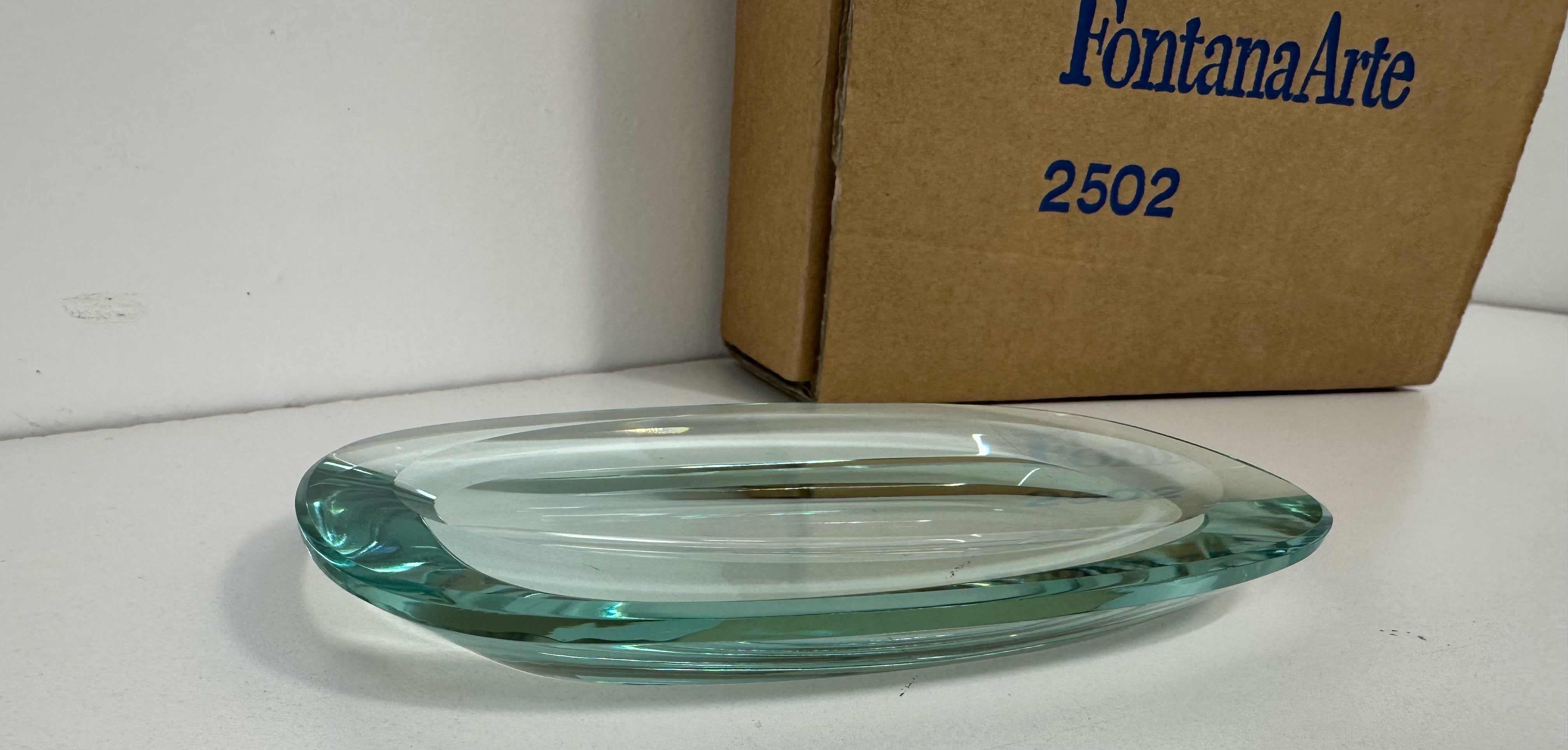 Mid-Century Modern Cendrier italien avec boîte d'origine de Fontana Arte, modèle 2502, années 1960 en vente