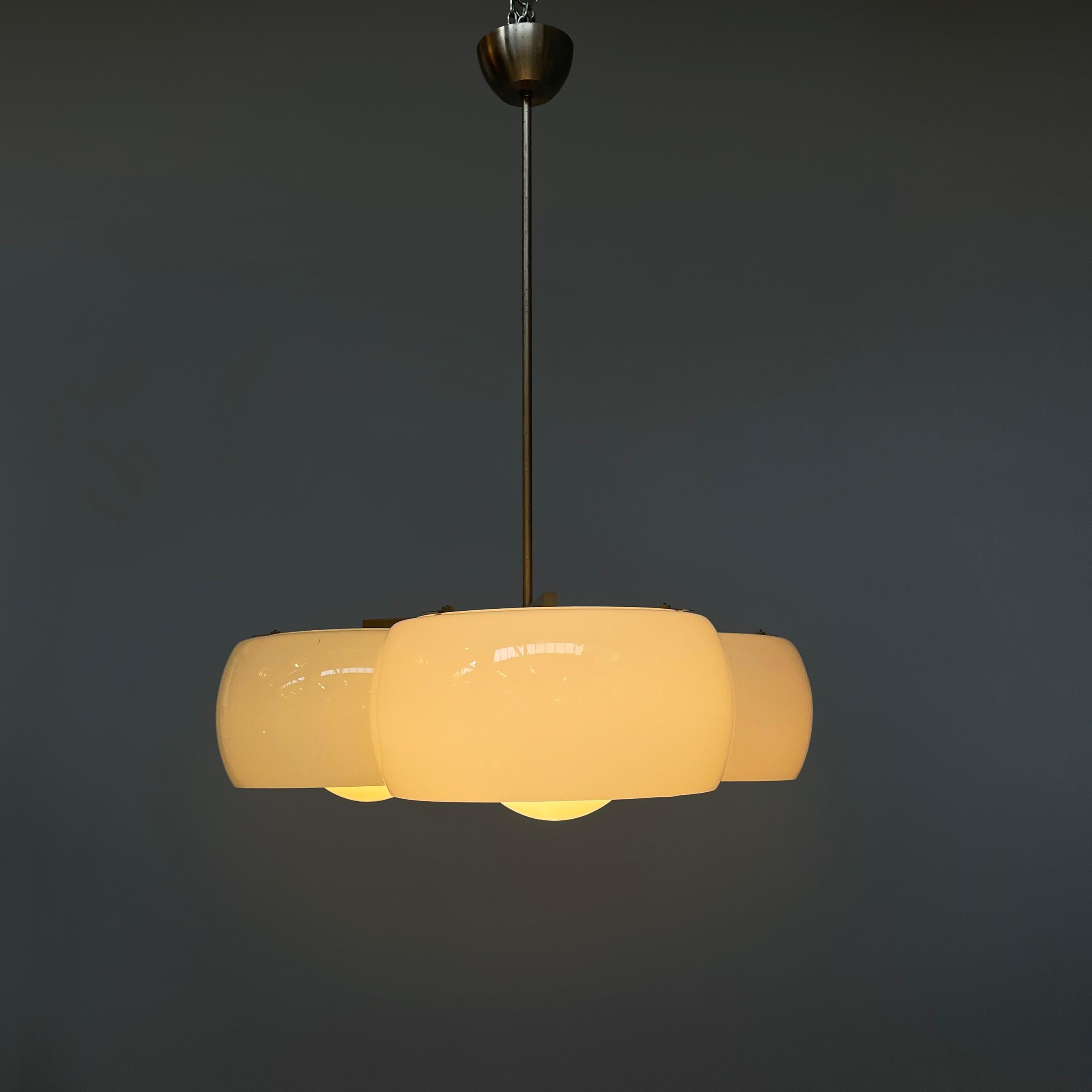 Late 20th Century Italian glass brass chandelier Triclinio by Vico Magistretti for Artemide, 1970s For Sale