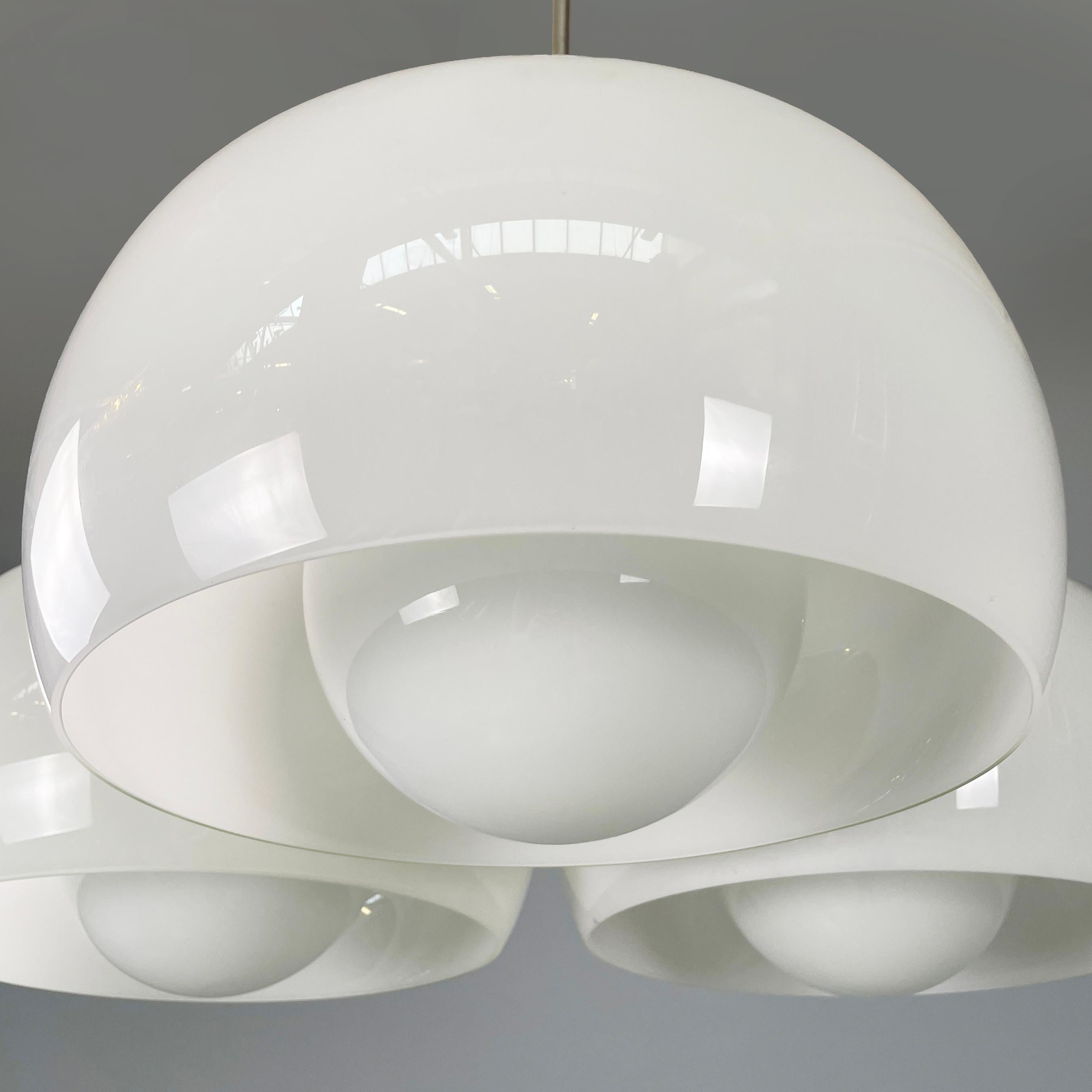 Italian glass brass chandelier Triclinio by Vico Magistretti for Artemide, 1970s For Sale 2