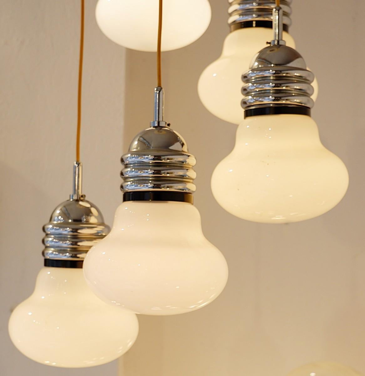 Mid-Century Modern Italian Glass Bulbs Pendant Lamp For Sale
