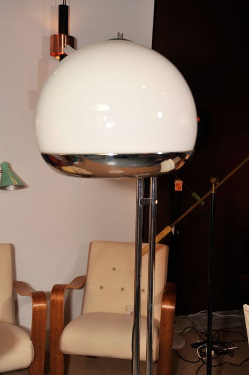 Lámpara de pie de cristal italiano en venta 1