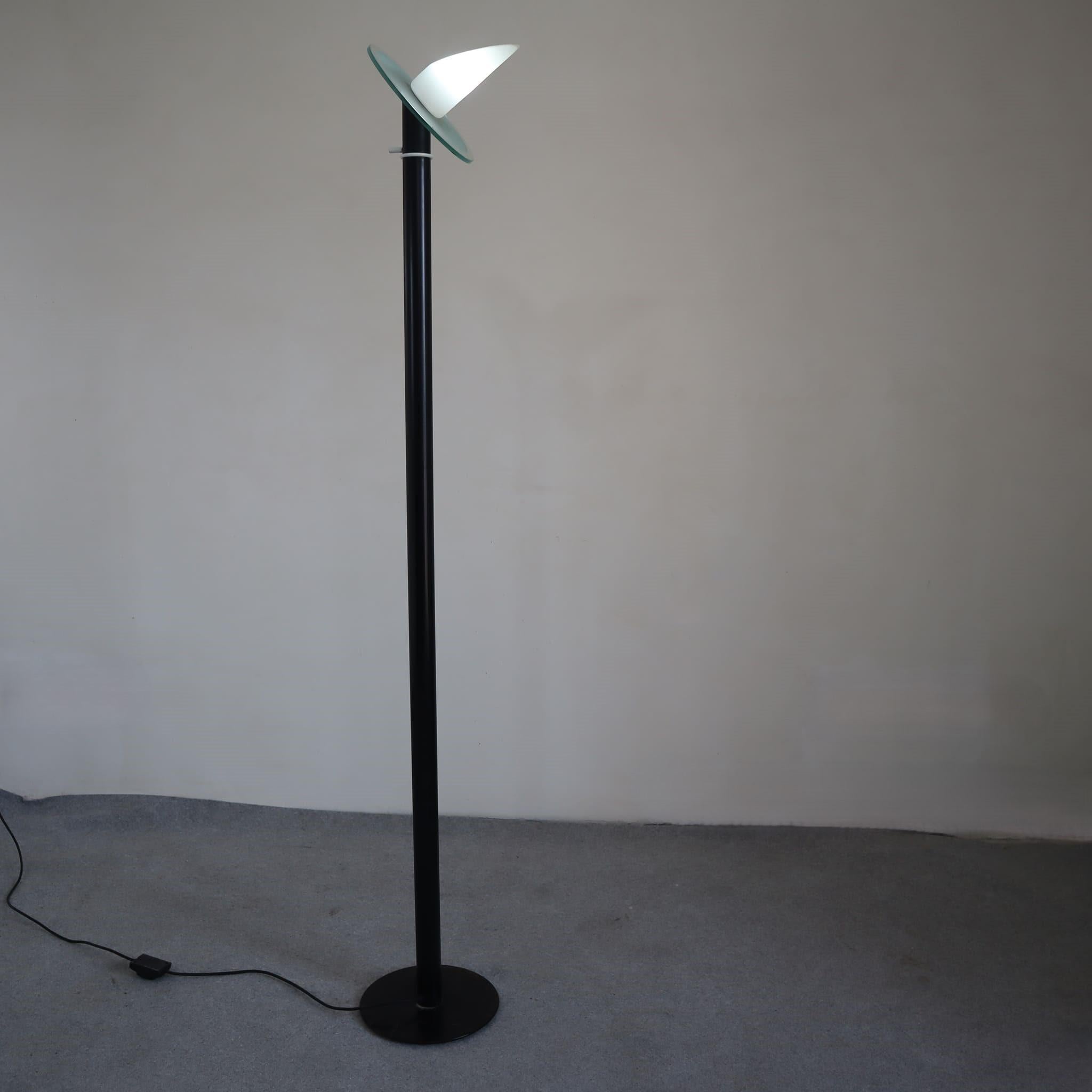 Lampada da terra moderna di metà secolo in vetro e metallo di Alfredo Barbini, Italia, 1970 in vendita 2