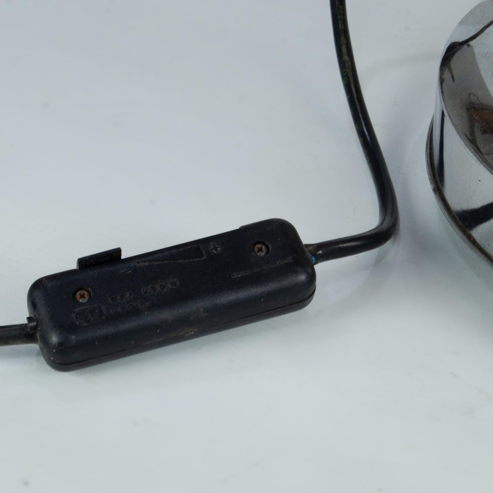 20ième siècle Lampe de table italienne en verre « Urla » en vente
