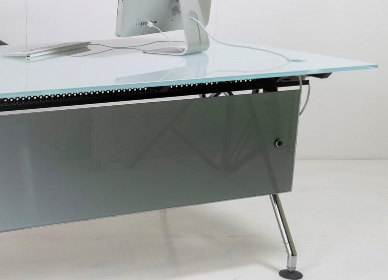 Italian Glass Top on Chrome Executive 'Nomos' Desk by Norman Foster for Tecno For Sale 5