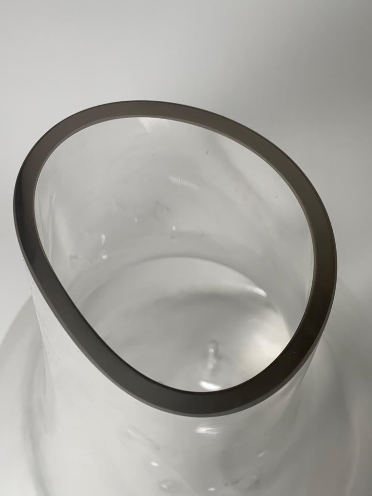 Modern Italian Glass Vase Oltre Model by Toni Zuccheri for VeArt For Sale