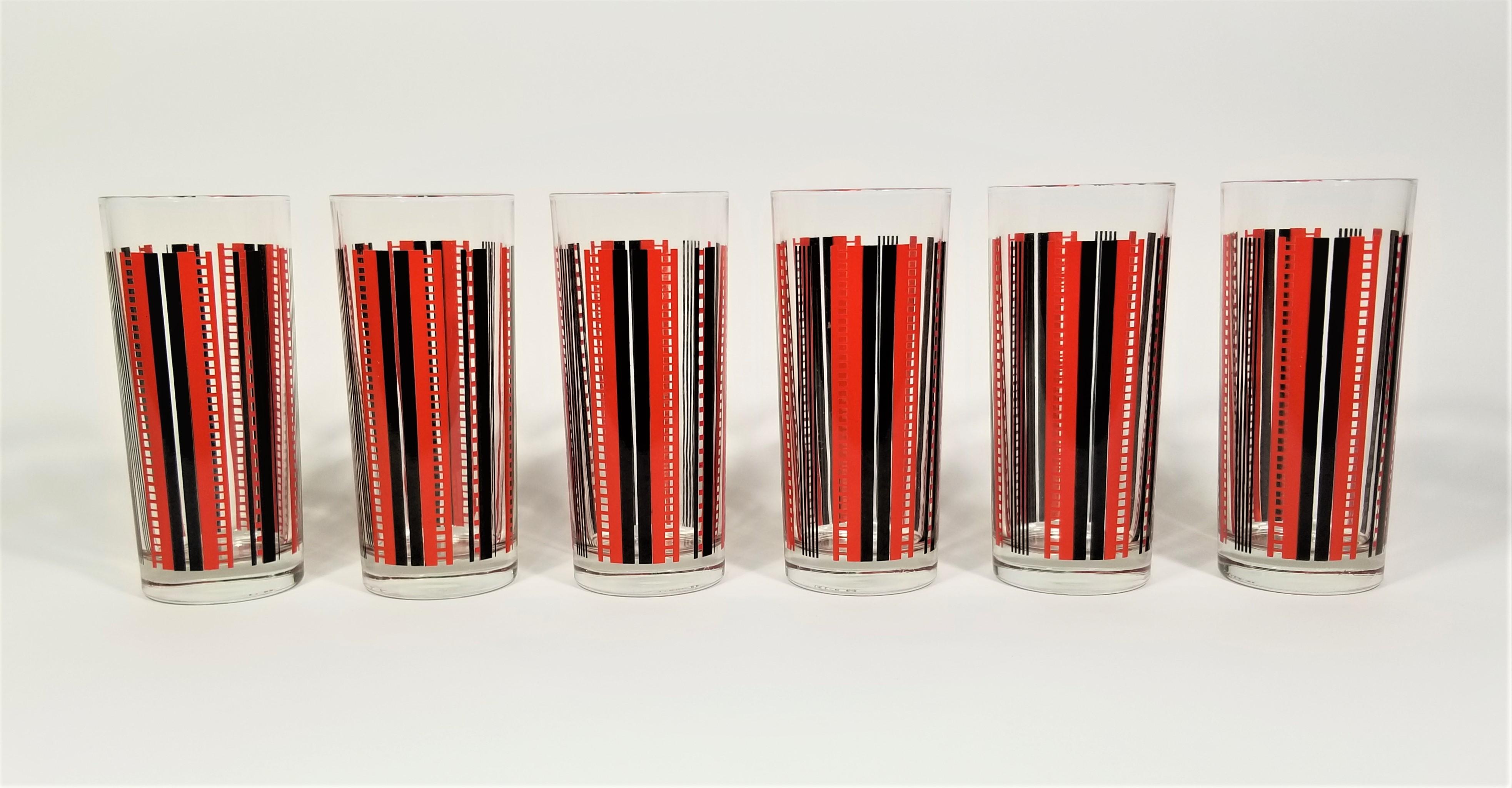 Italian Glassware Barware Black and Red Mid Century Made in Italy In Excellent Condition For Sale In New York, NY