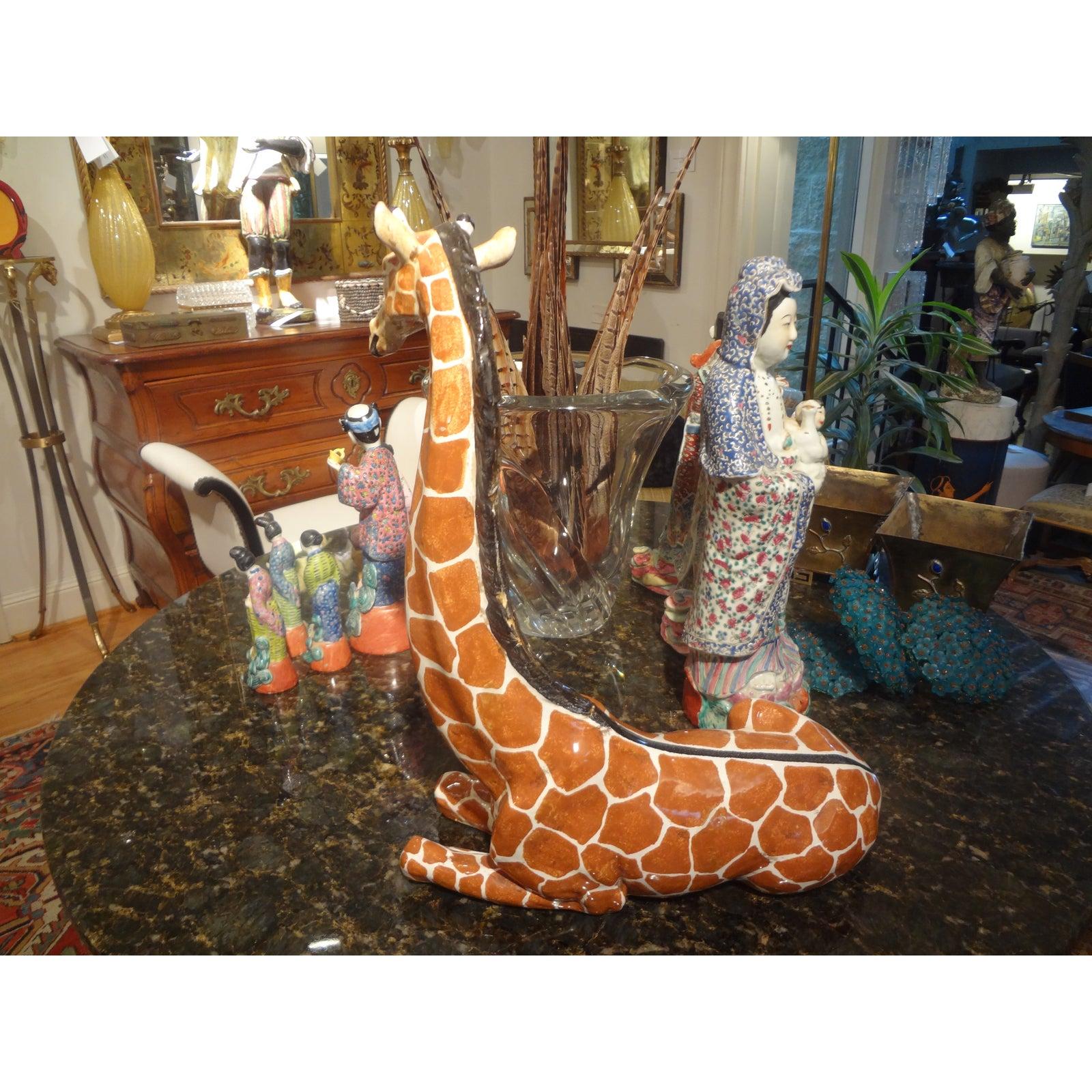 Hollywood Regency Figure de girafe en terre cuite italienne émaillée en vente