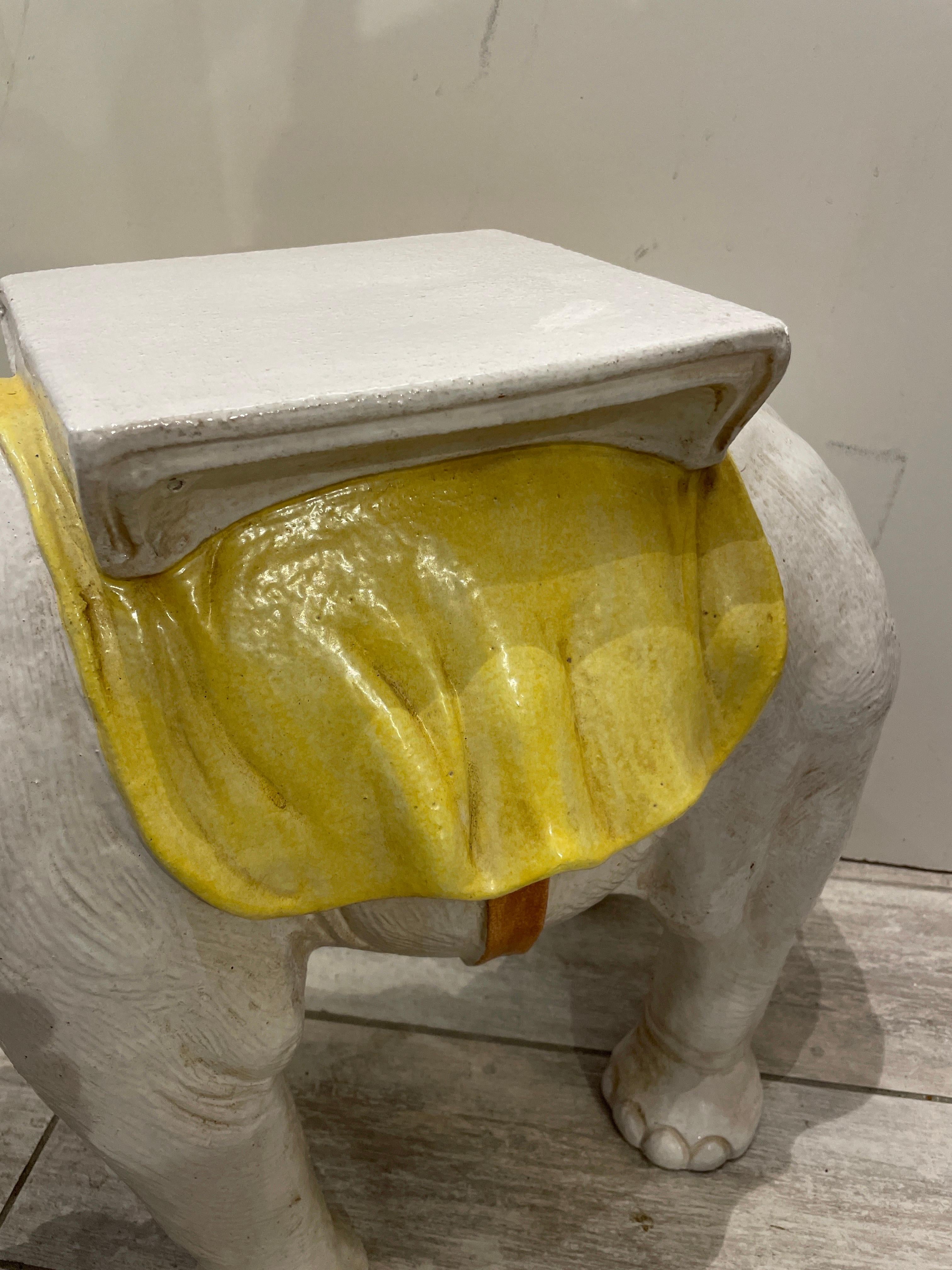 Italienischer glasierter Terrakotta-Elefant-Gartensitz im Zustand „Gut“ im Angebot in West Palm Beach, FL