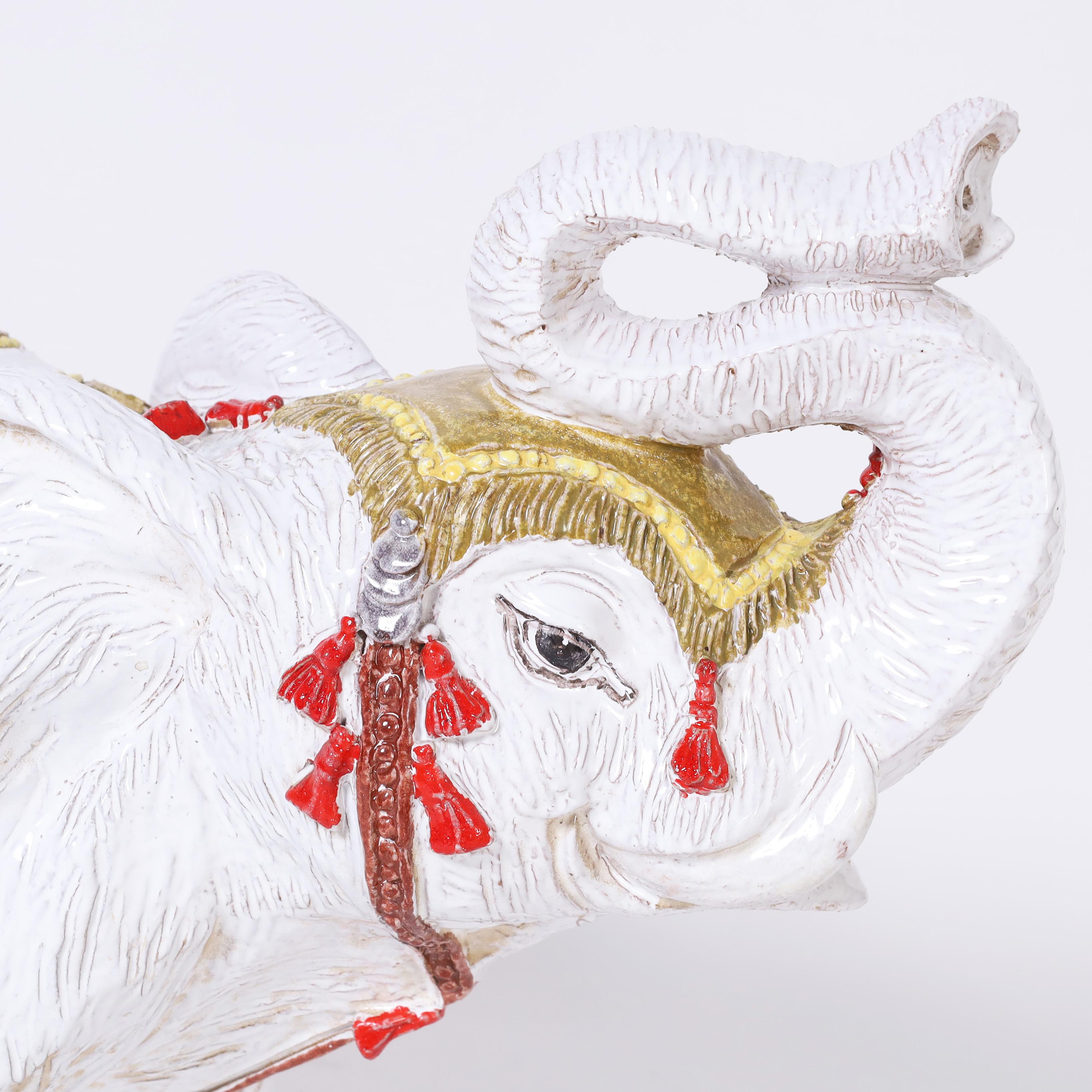 Italienische glasierte Terrakotta-Elefanten-Skulptur aus Italien (20. Jahrhundert) im Angebot