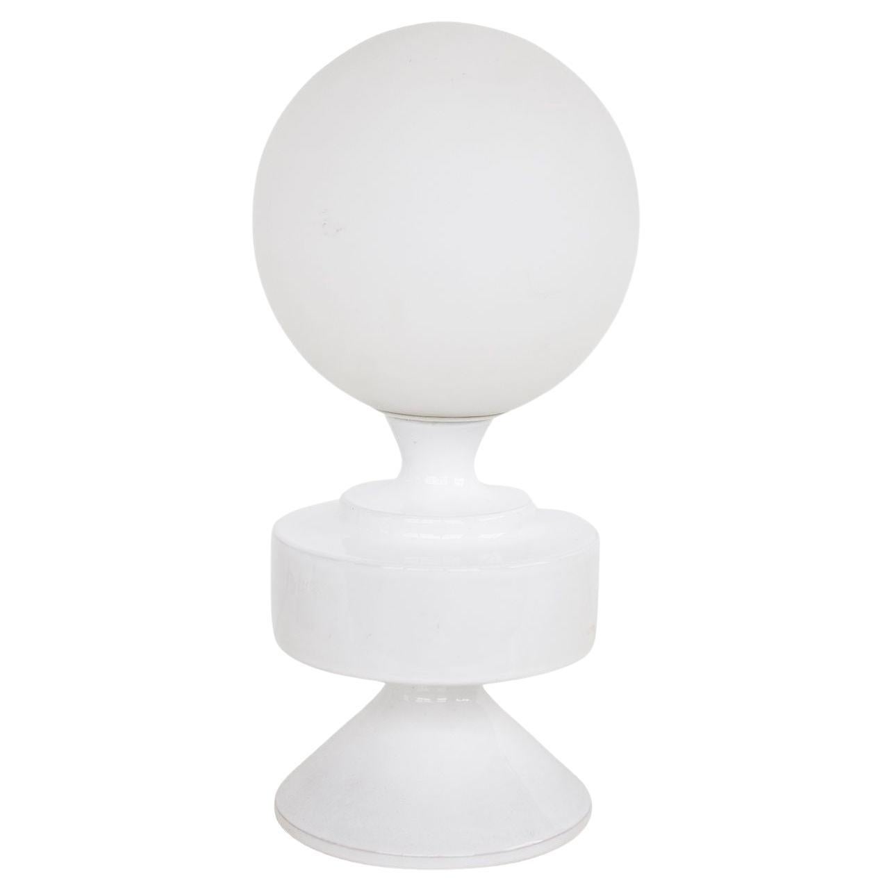 Italian Globe Table or Desk Lamp in White Ceramic and Glass For Sale