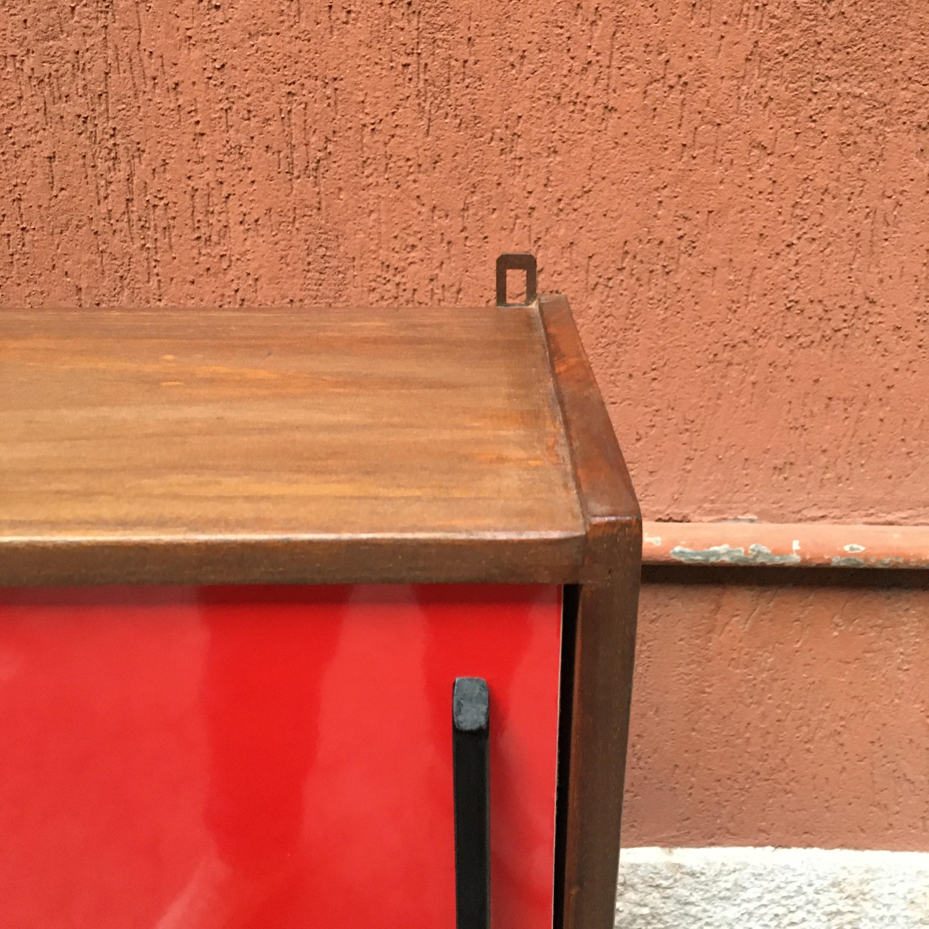 Italian Glossy Red Formica and Black Wood Kitchen Wall Unit, 1960s 3