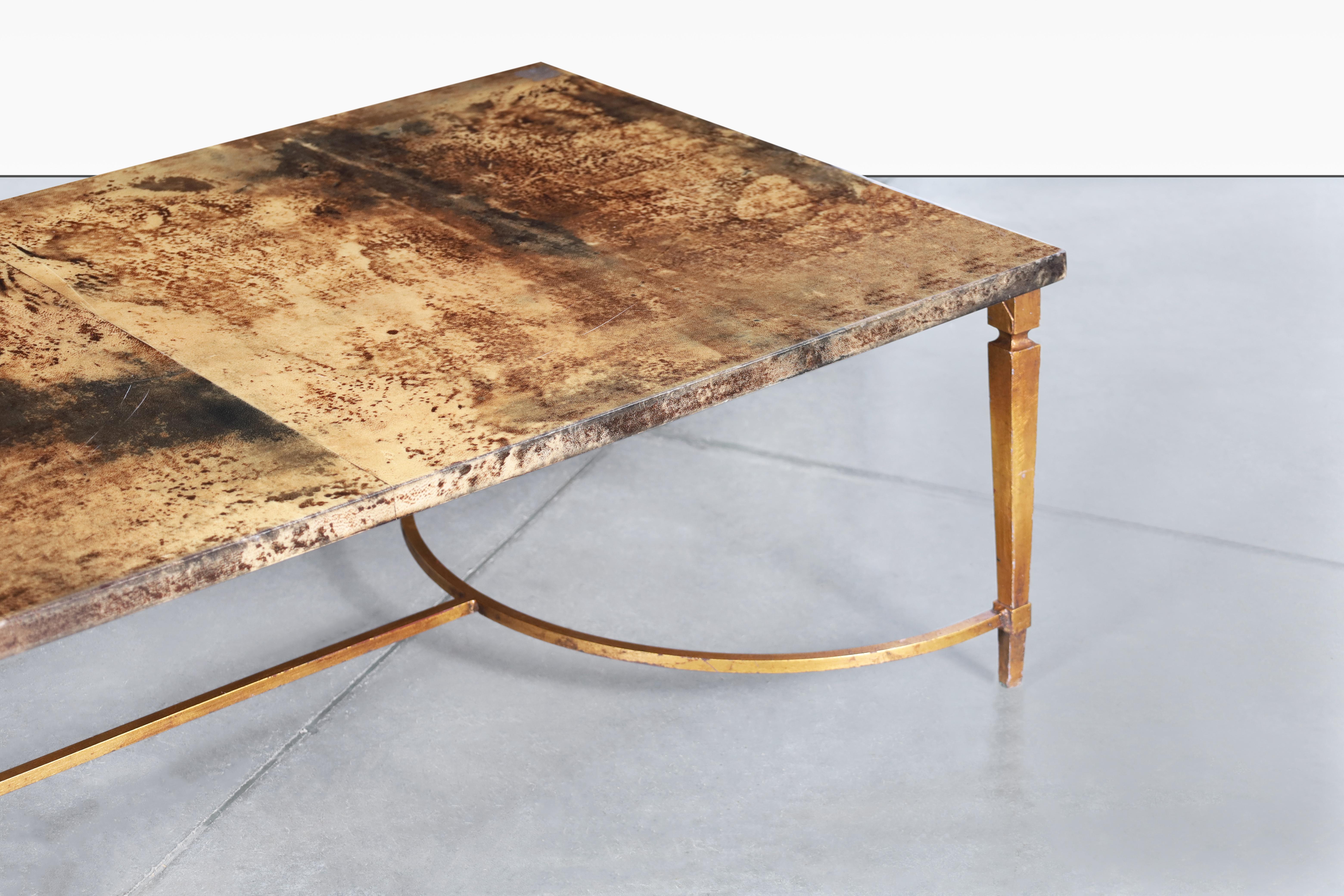 Table basse italienne en peau de chèvre par Aldo Tura en vente 1