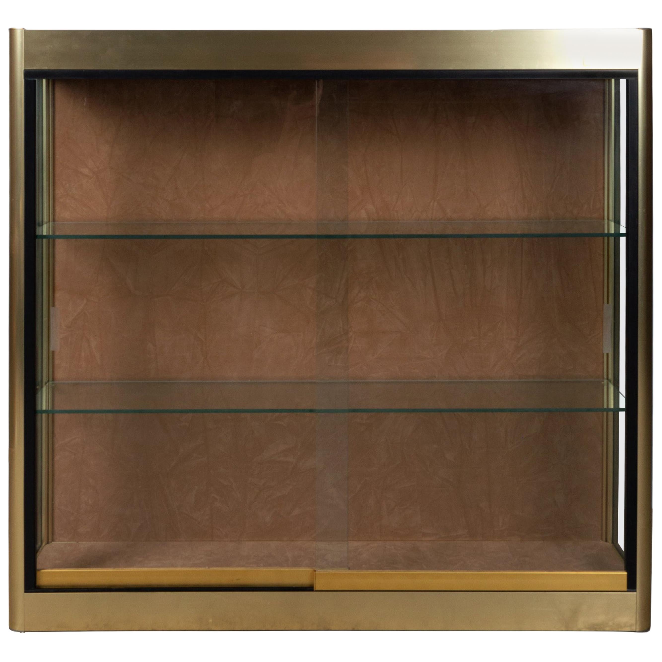 Italian Gold Display Cabinet or Vitrine, circa 1970 For Sale