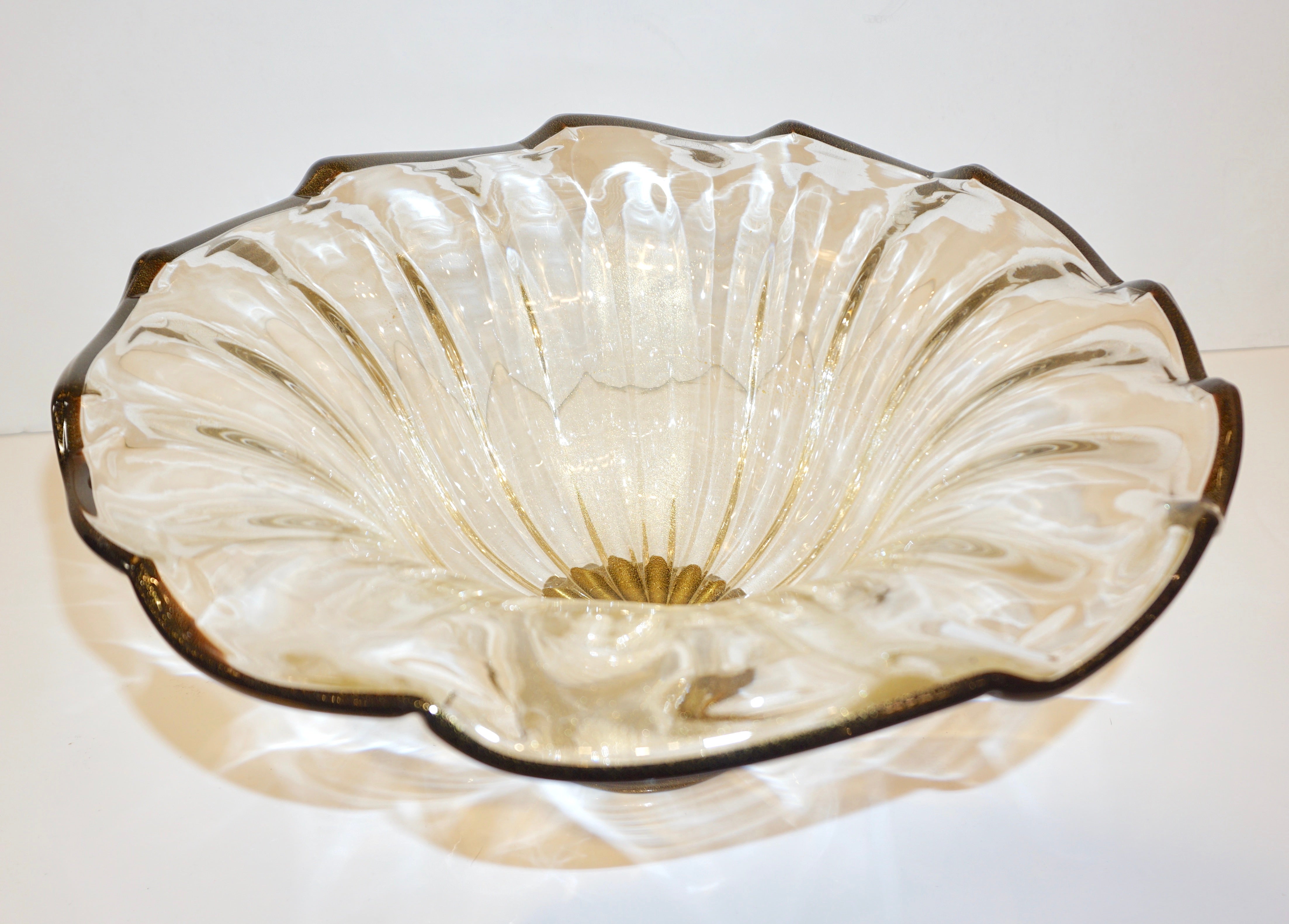 Italian Gold Dust Crystal Murano Glass Scalloped Centerpiece/Bowl with Black Rim For Sale 4