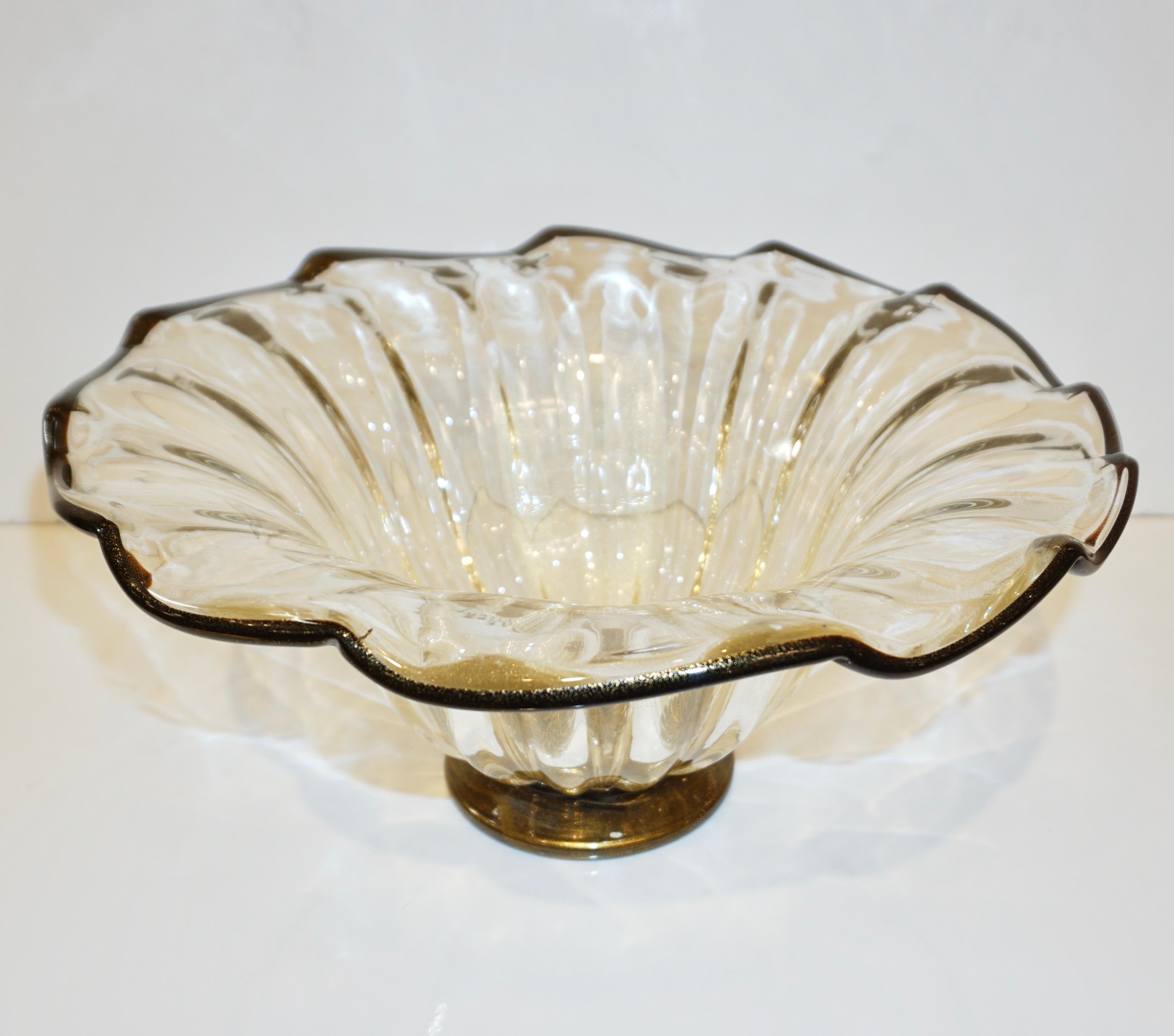 Italian Gold Dust Crystal Murano Glass Scalloped Centerpiece/Bowl with Black Rim For Sale 4