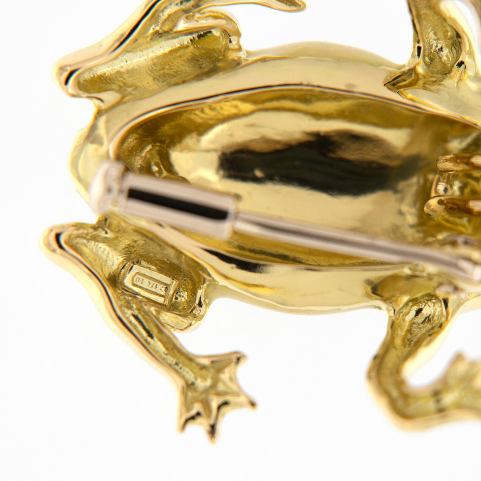Italian Gold Enamel Frog Pin or Pendant In New Condition In Troy, MI