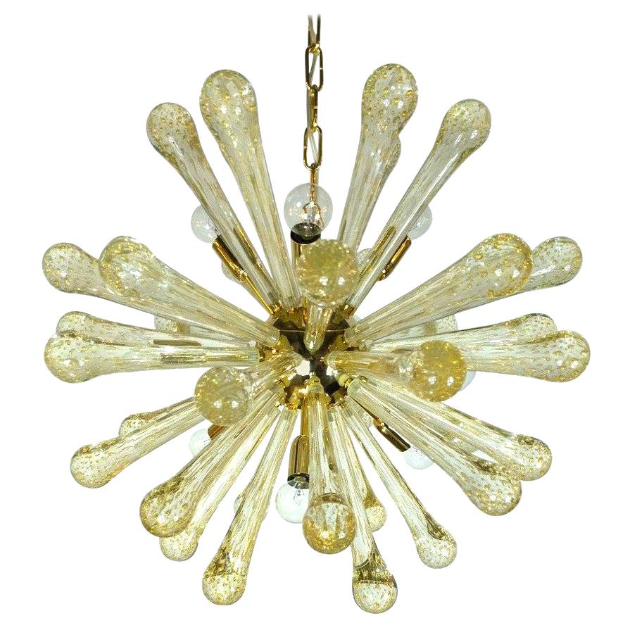 Italian Gold Flecked Clear Murano Blown Glass and Brass Sputnik Chandelier For Sale