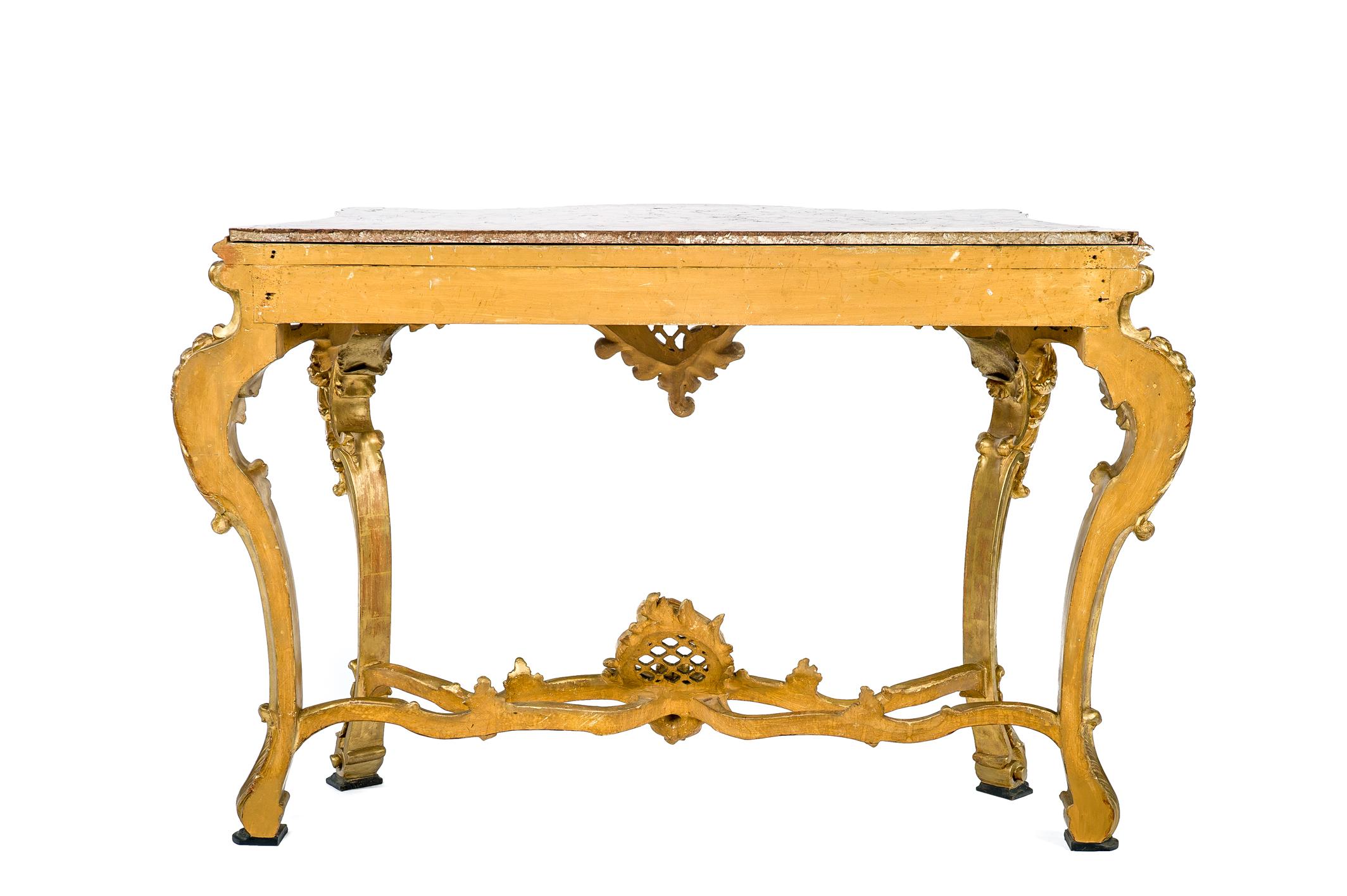 Table console rocococo italienne dorée à l'or avec plateau en marbre Rosso Verona en vente 9