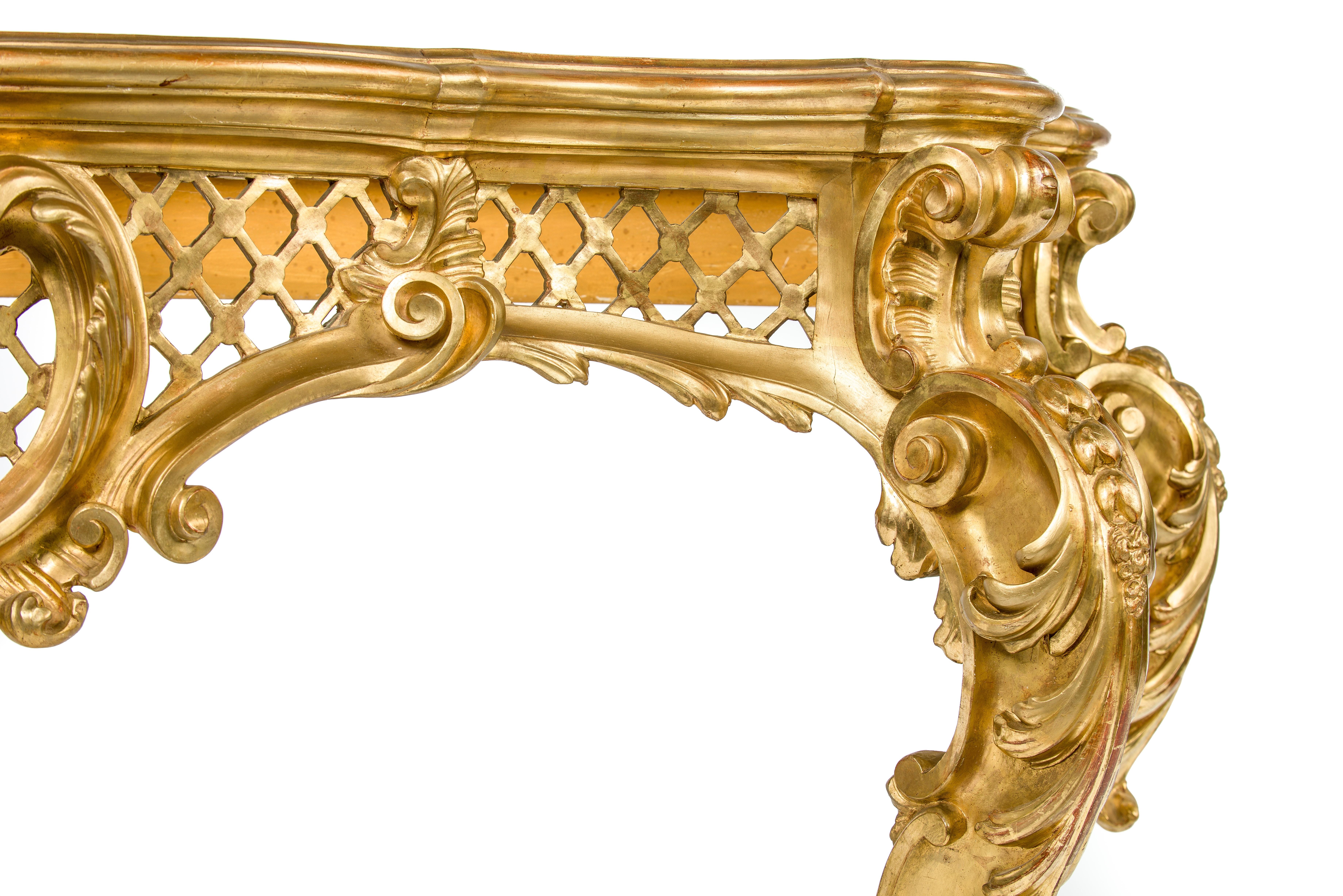 Italian Gold Gilded Rococo Console Table with Rosso Verona Marble Top In Good Condition For Sale In Casteren, NL