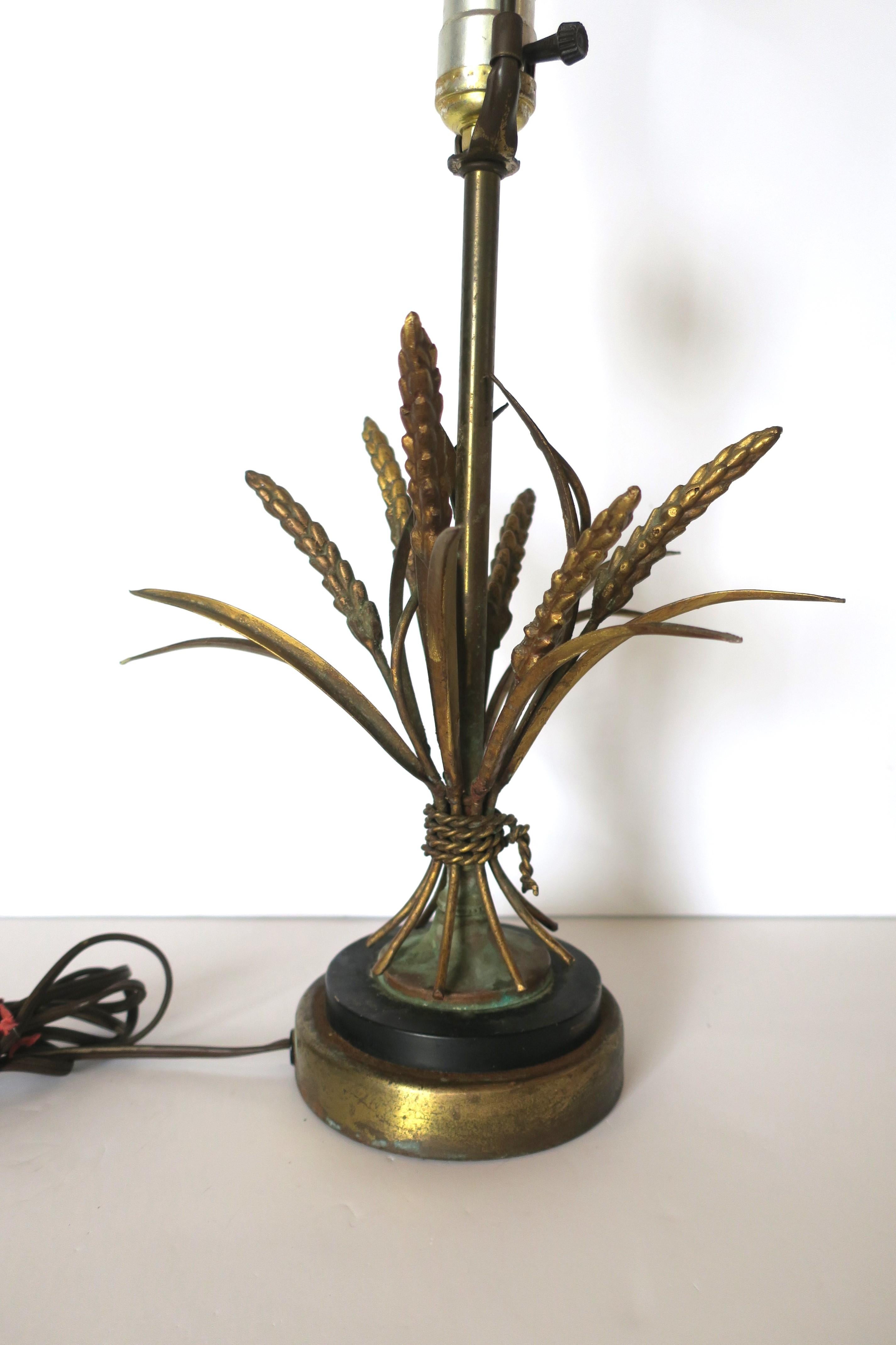 Italian Gold Gilt Brass Sheaf of Wheat Desk or Table Lamp After Maison Baguès For Sale 8