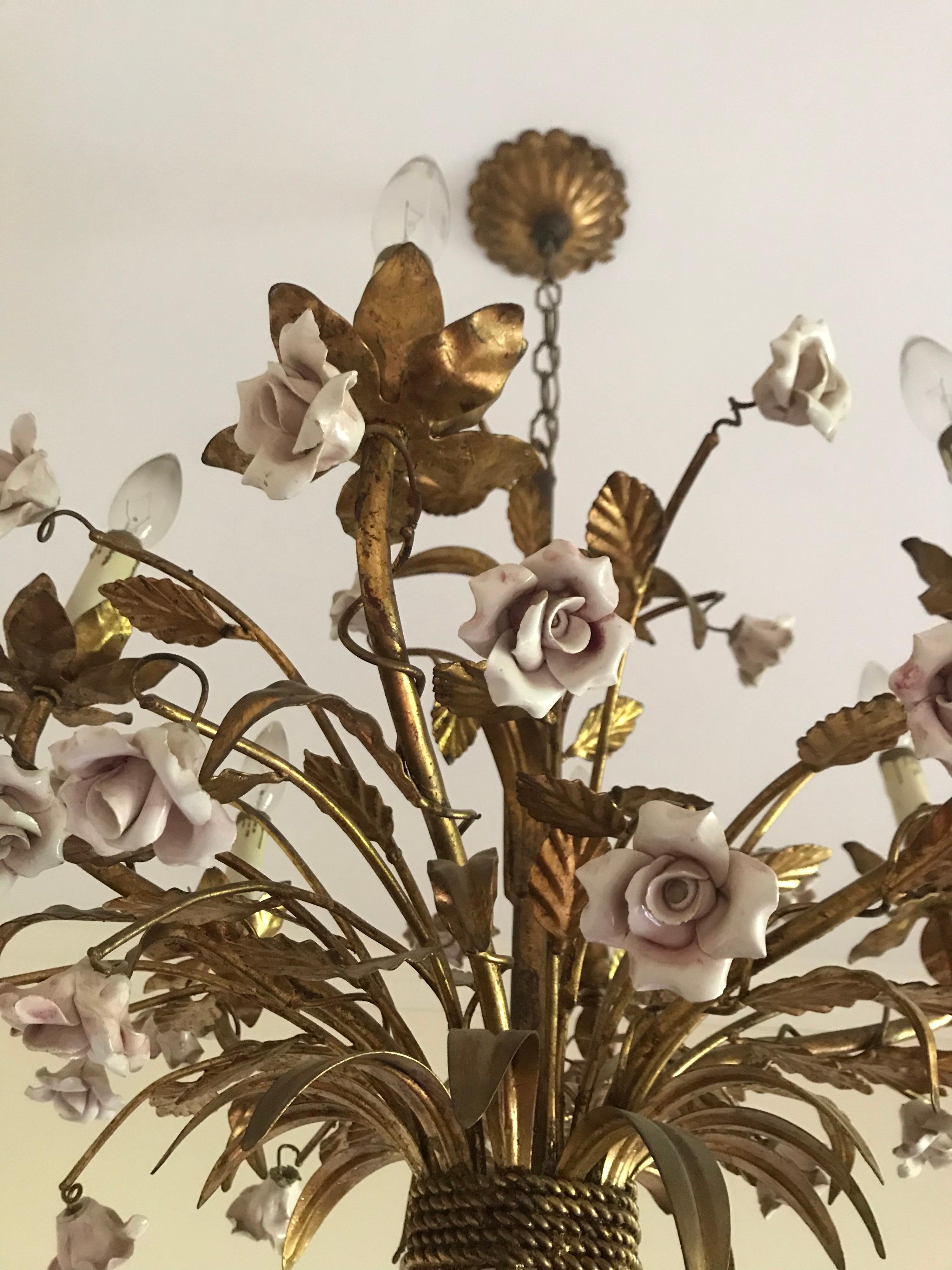20th Century Italian Gold Gilt Chandelier with Pink Porcelain Roses For Sale