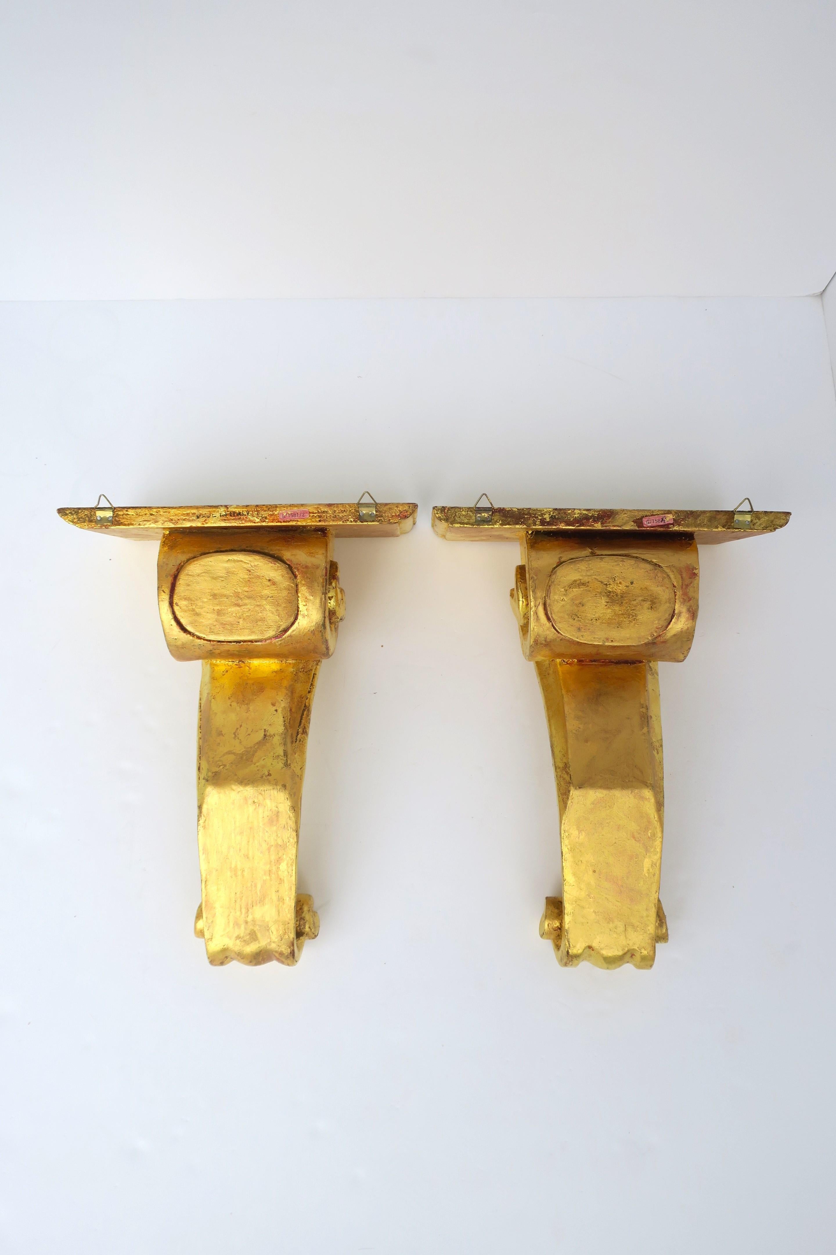 Italian Gold Gilt Giltwood Wall Shelves Acanthus Leaf Design, Pair For Sale 5