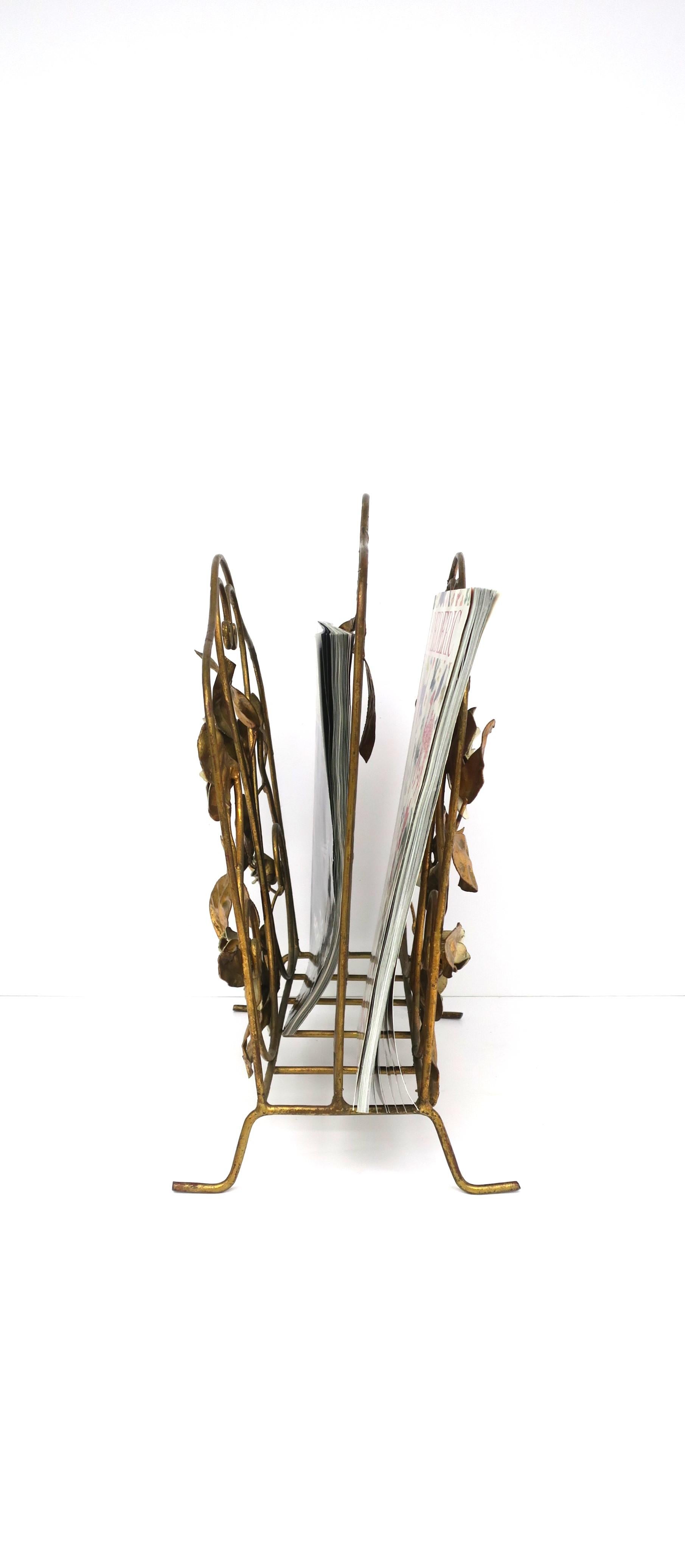 Italian Gold Gilt Magazine Holder Rack with Flowers and Leaves, 1950s For Sale 7