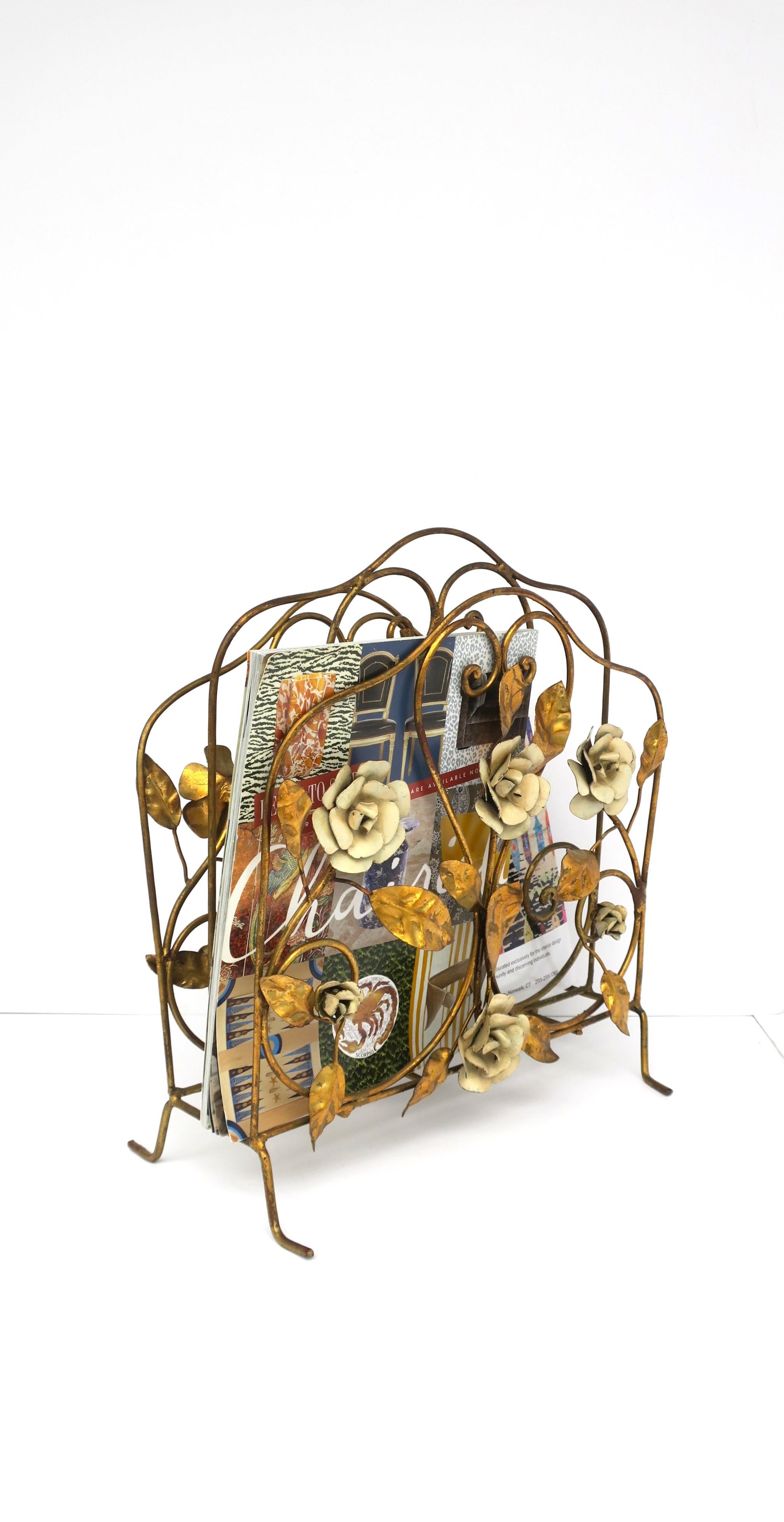 Italian Gold Gilt Magazine Holder Rack with Flowers and Leaves, 1950s For Sale 3