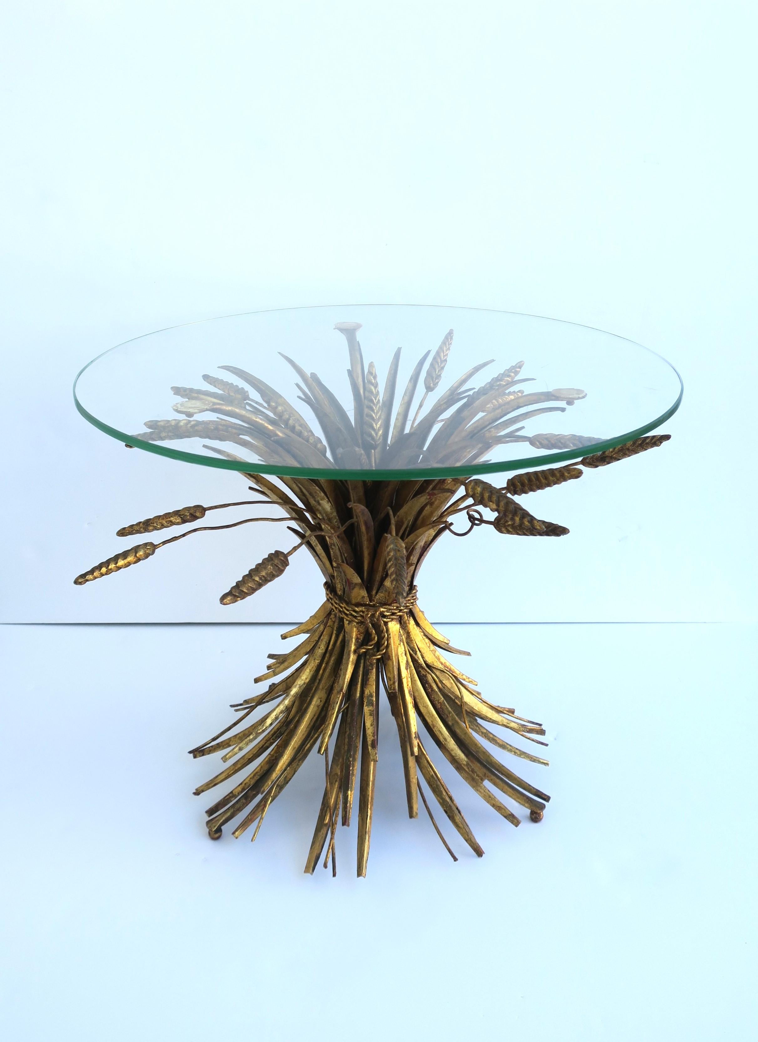 Italian Gold Sheaf of Wheat Side or Drinks Table  In Good Condition For Sale In New York, NY