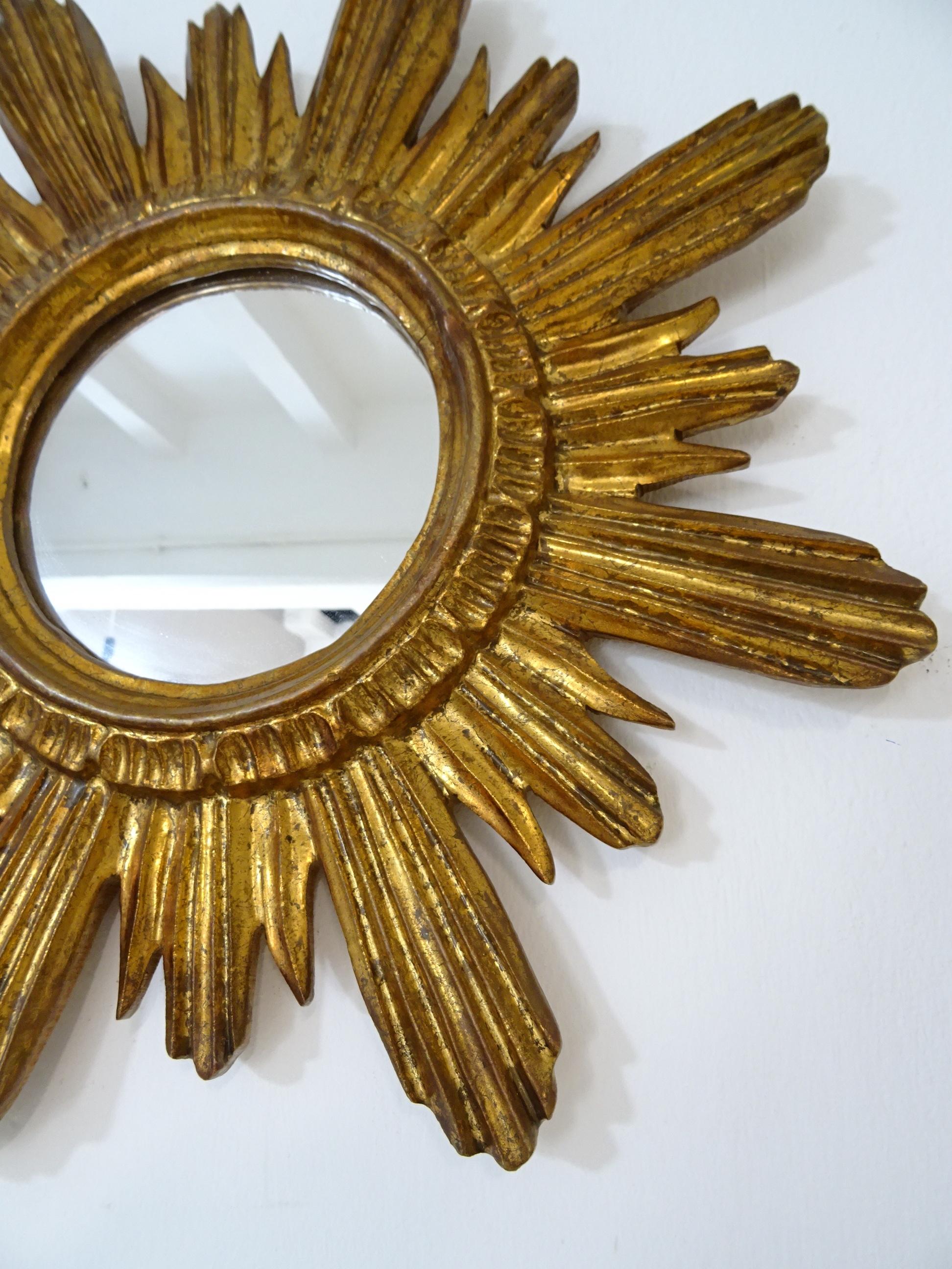 Italian Gold Gilt Sunburst Starburst Mirror, circa 1940 1