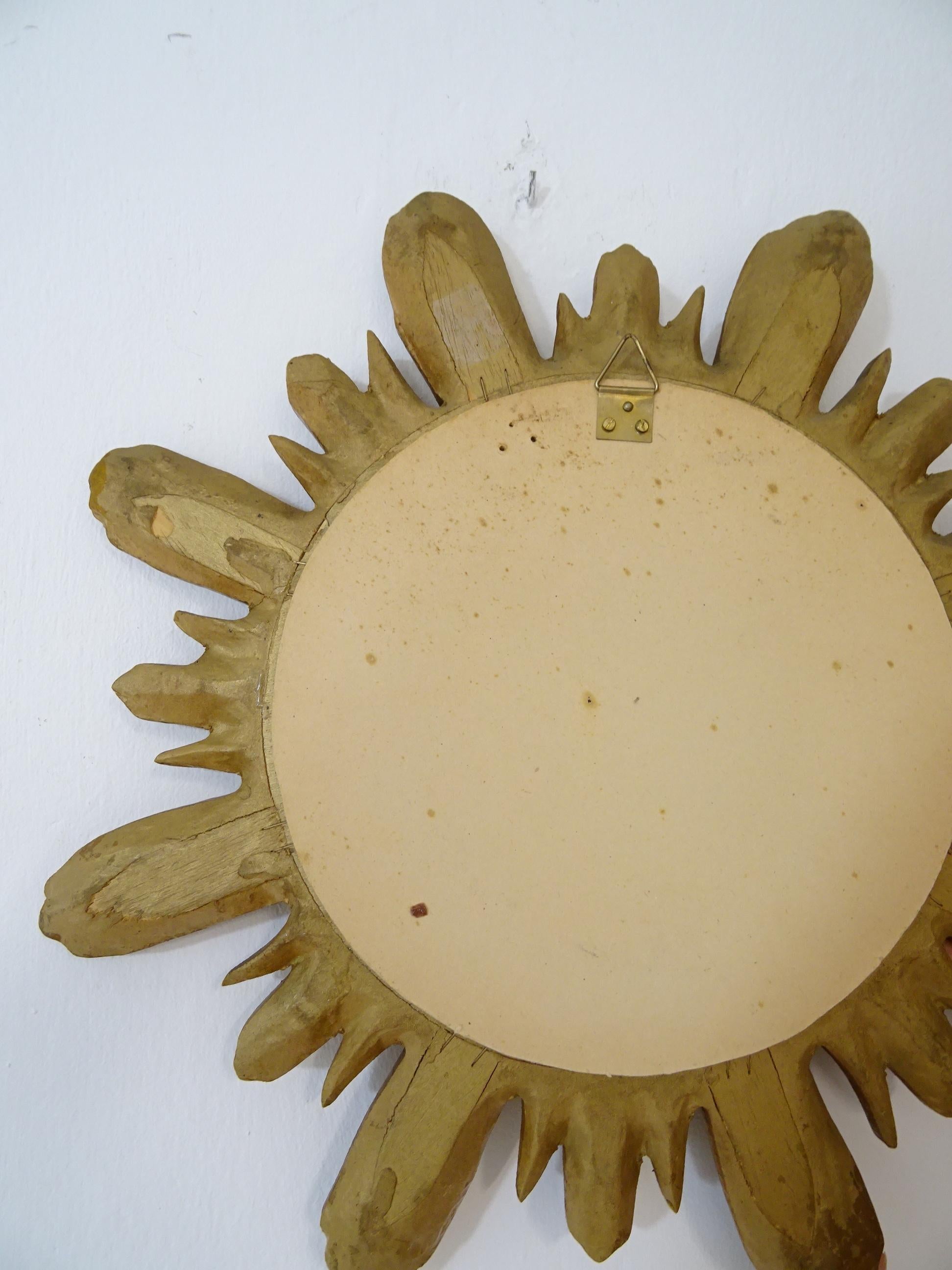 Italian Gold Gilt Sunburst Starburst Mirror, circa 1940 2