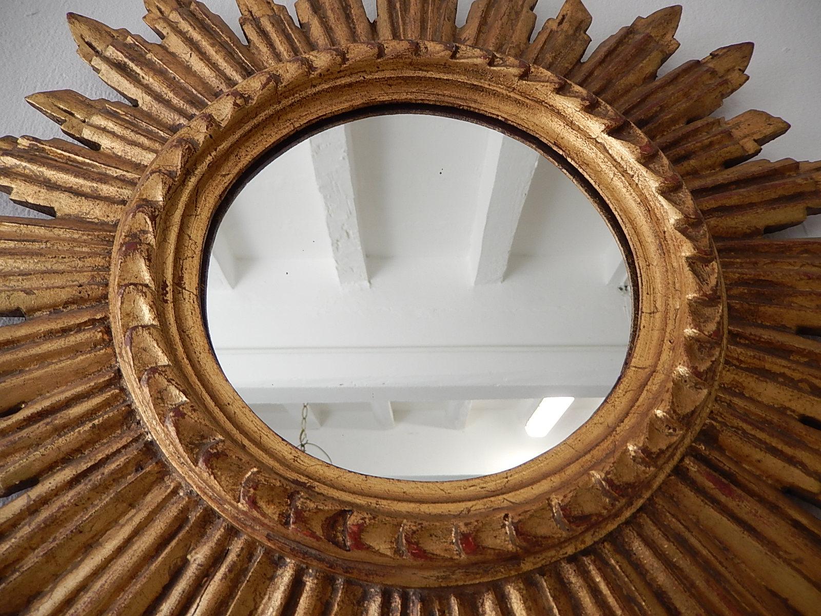 Italian Gold Gilt Sunburst Starburst Mirror circa 1940 4