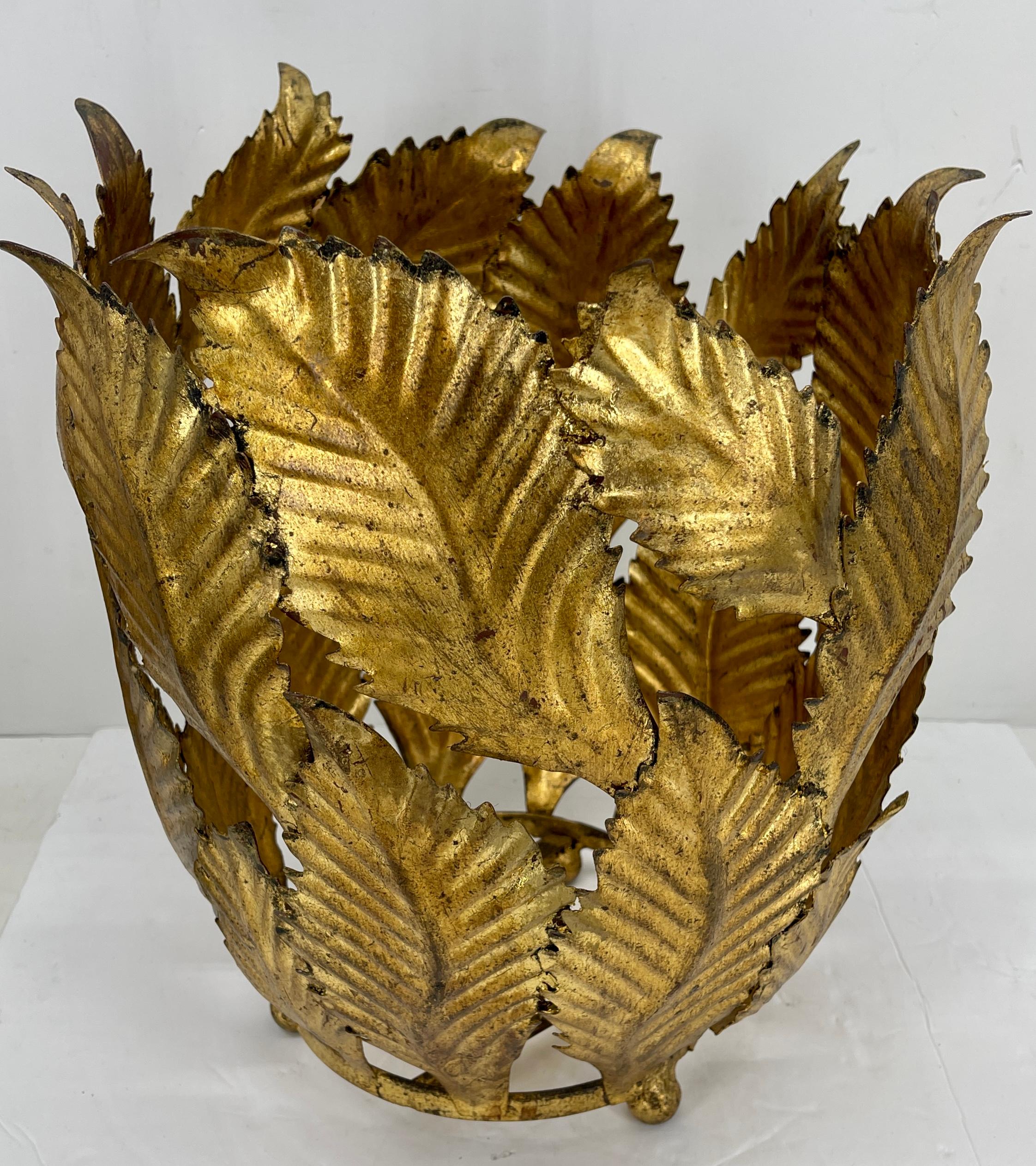 Mid-20th Century Italian Gold Gilt Tole Planter Cachepots with Leaves, Mid-Century Modern  For Sale