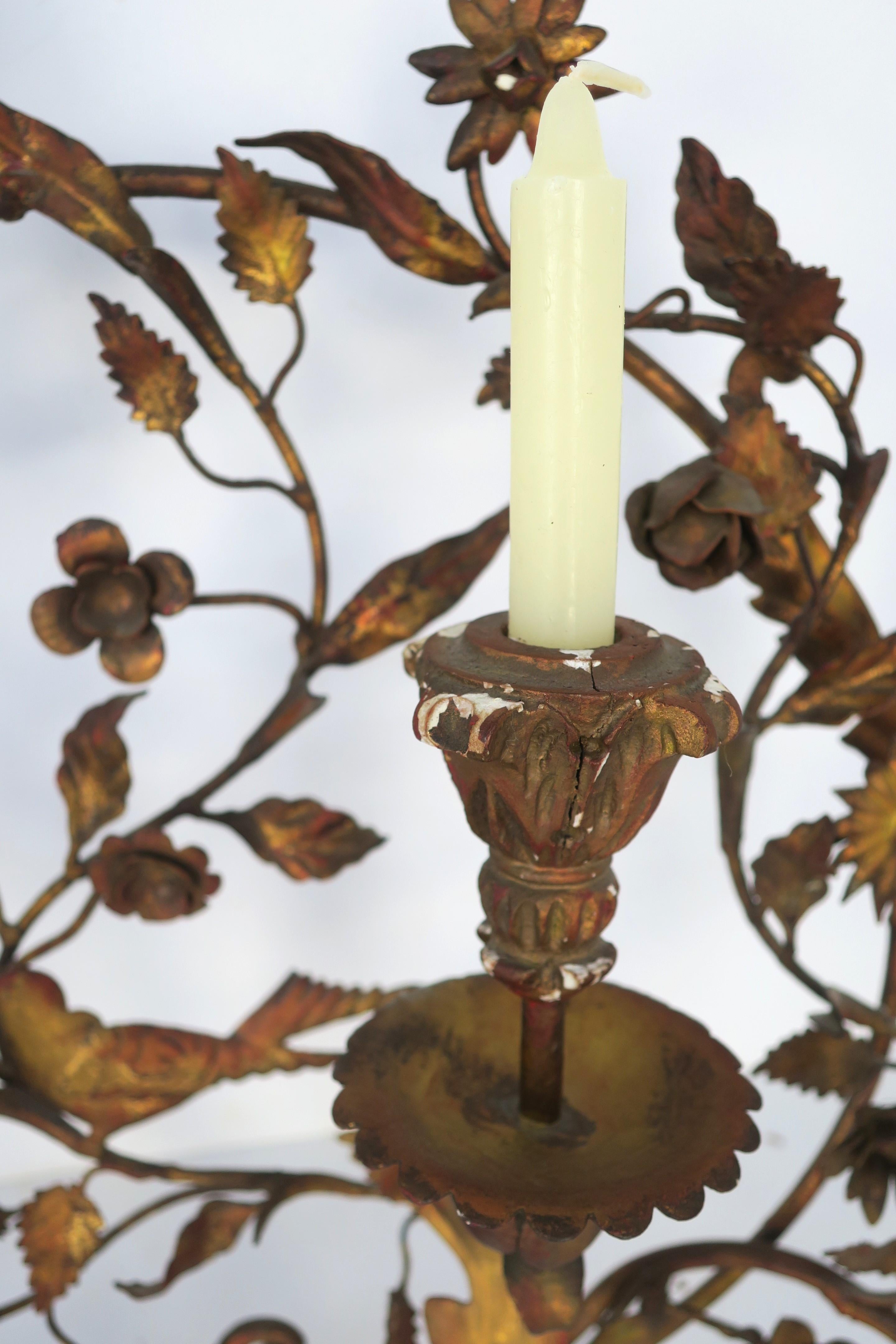 Italian Gold Gilt Tole Wall Sconce Candelabra with Birds and Leaves Rococo Style 3