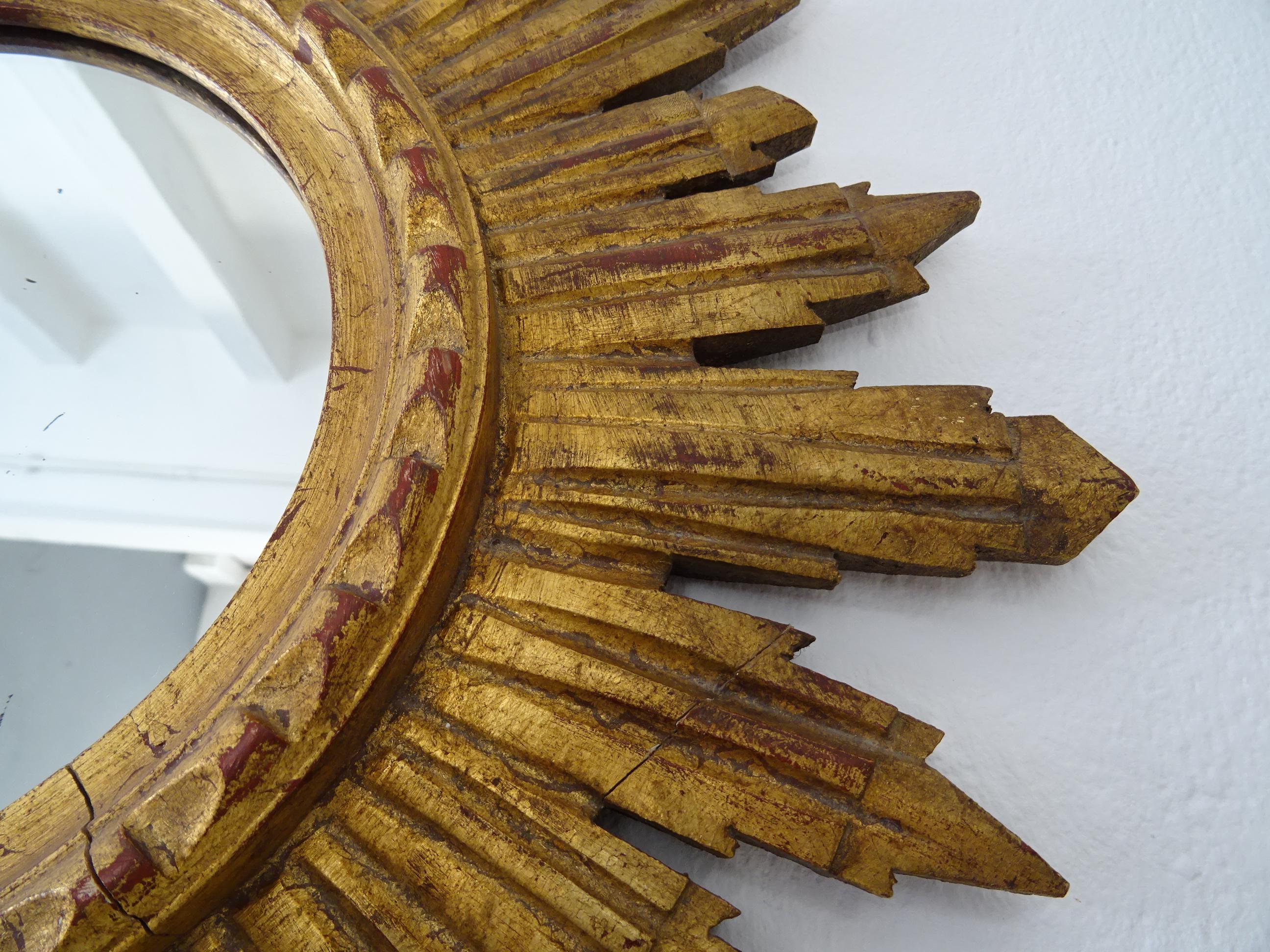 Giltwood Italian Gold Gilt Wood Sunburst Starburst Mirror, circa 1940