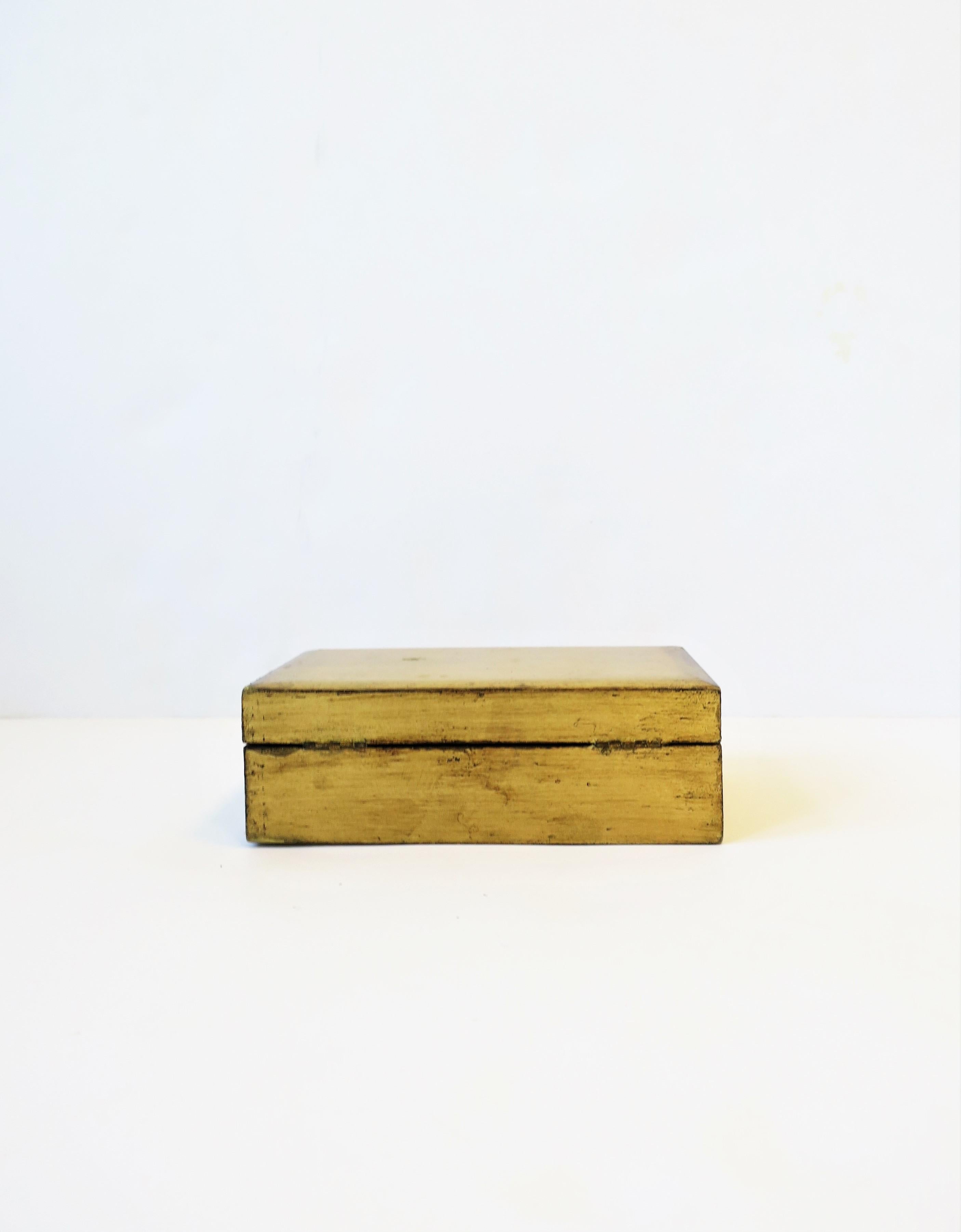 Italian Gold Giltwood Box 4