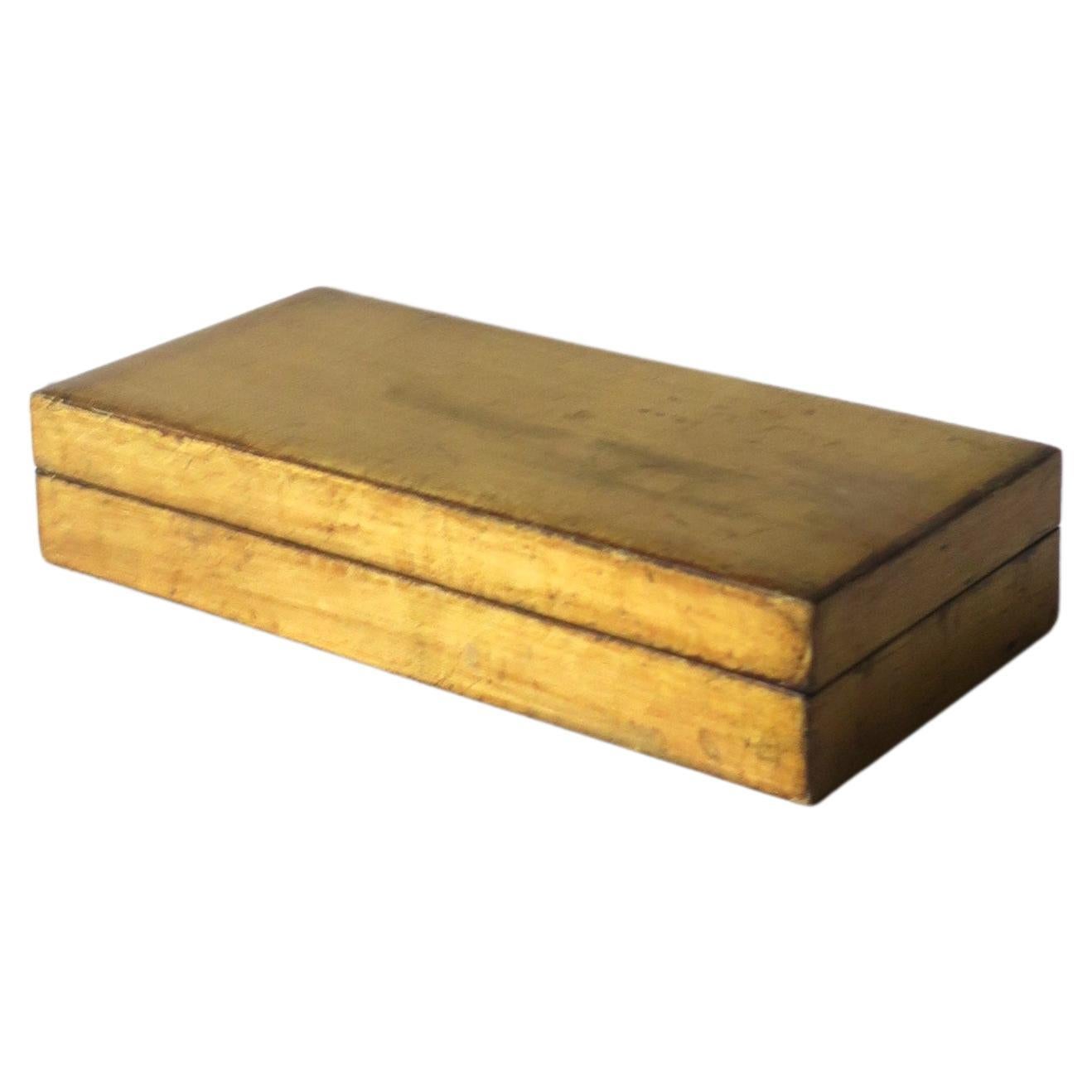 Boîte à bijoux ou à bibelots en bois doré italien