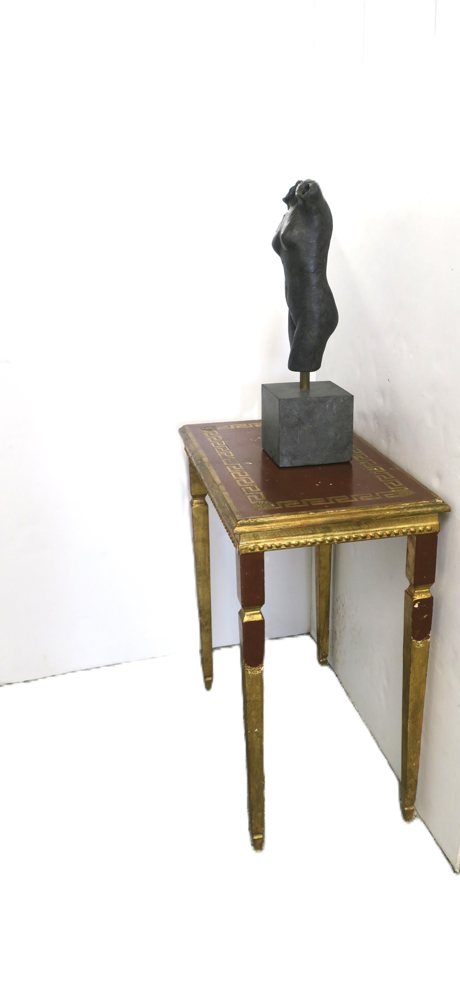 Italian Gold Giltwood Side End Table Greek Key Design For Sale 5