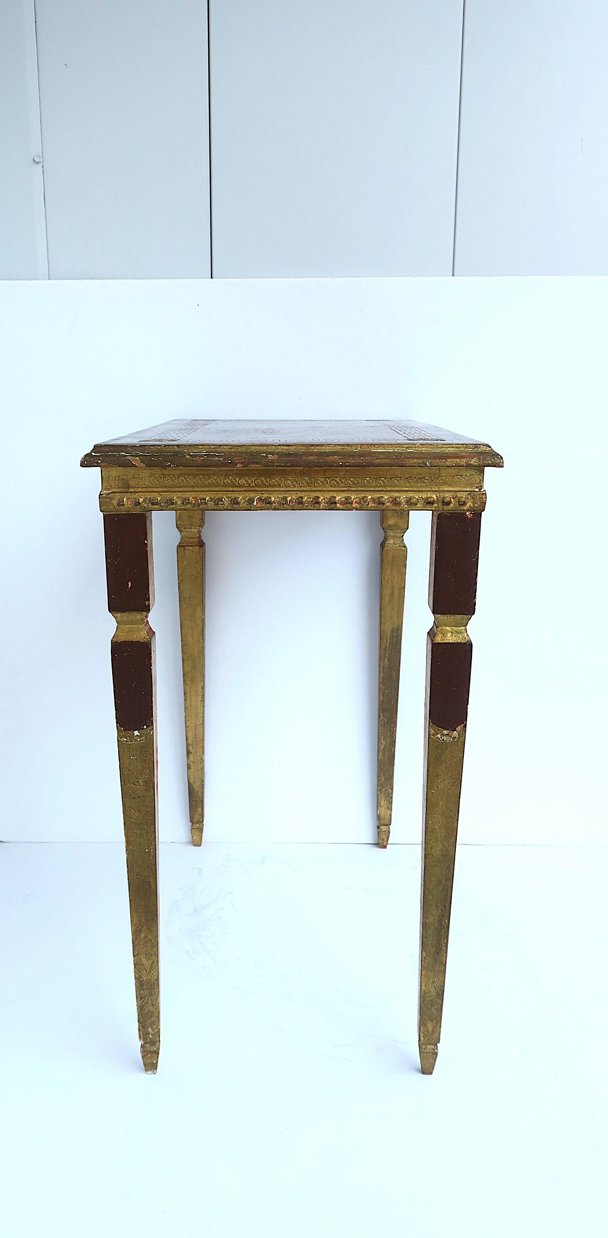 Italian Gold Giltwood Side End Table Greek Key Design For Sale 8