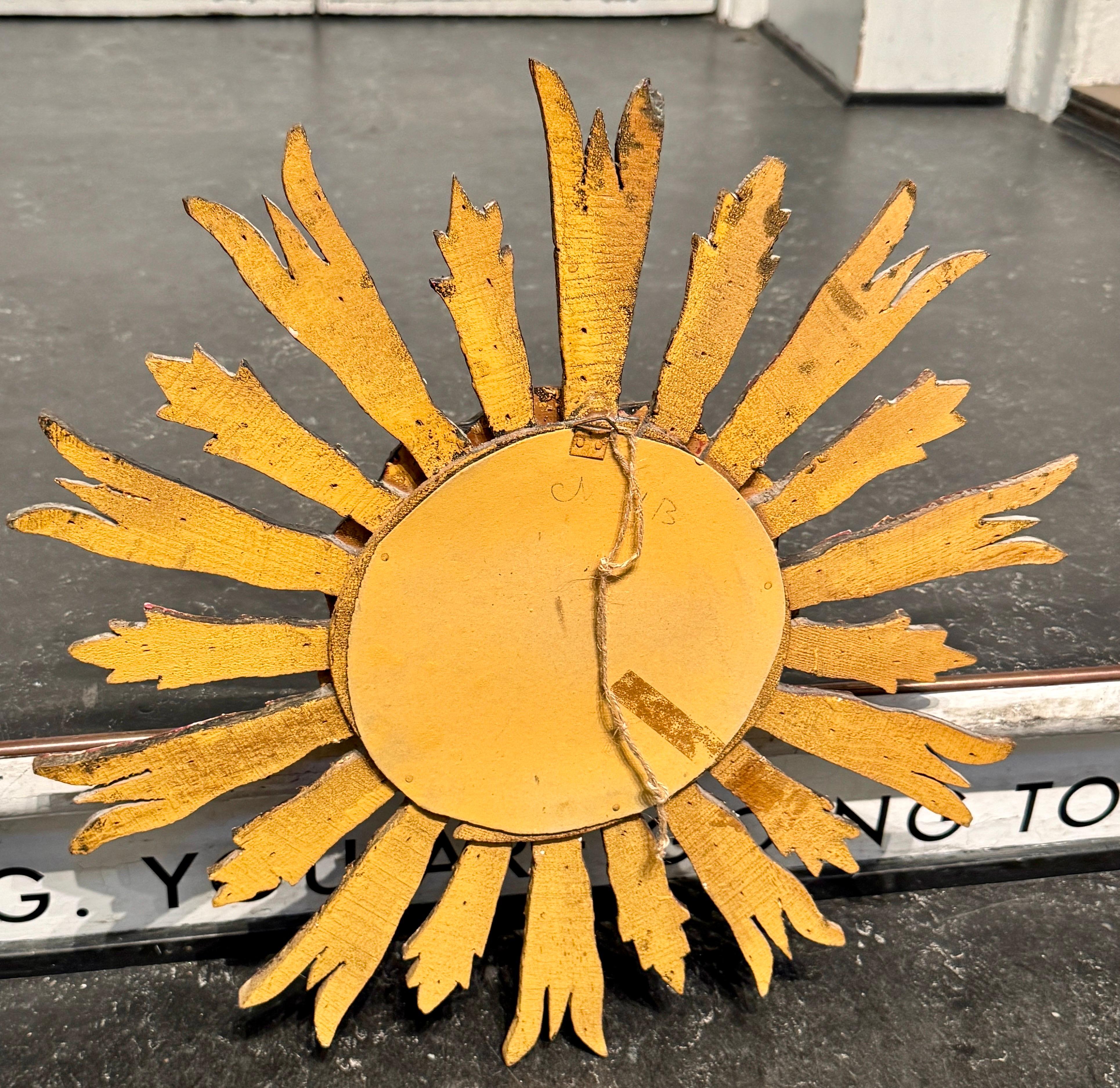Italienischer Wandspiegel aus Blattgold mit Sternschliff und Sonnenschliff aus Holz, Mid-Century Modern im Angebot 11