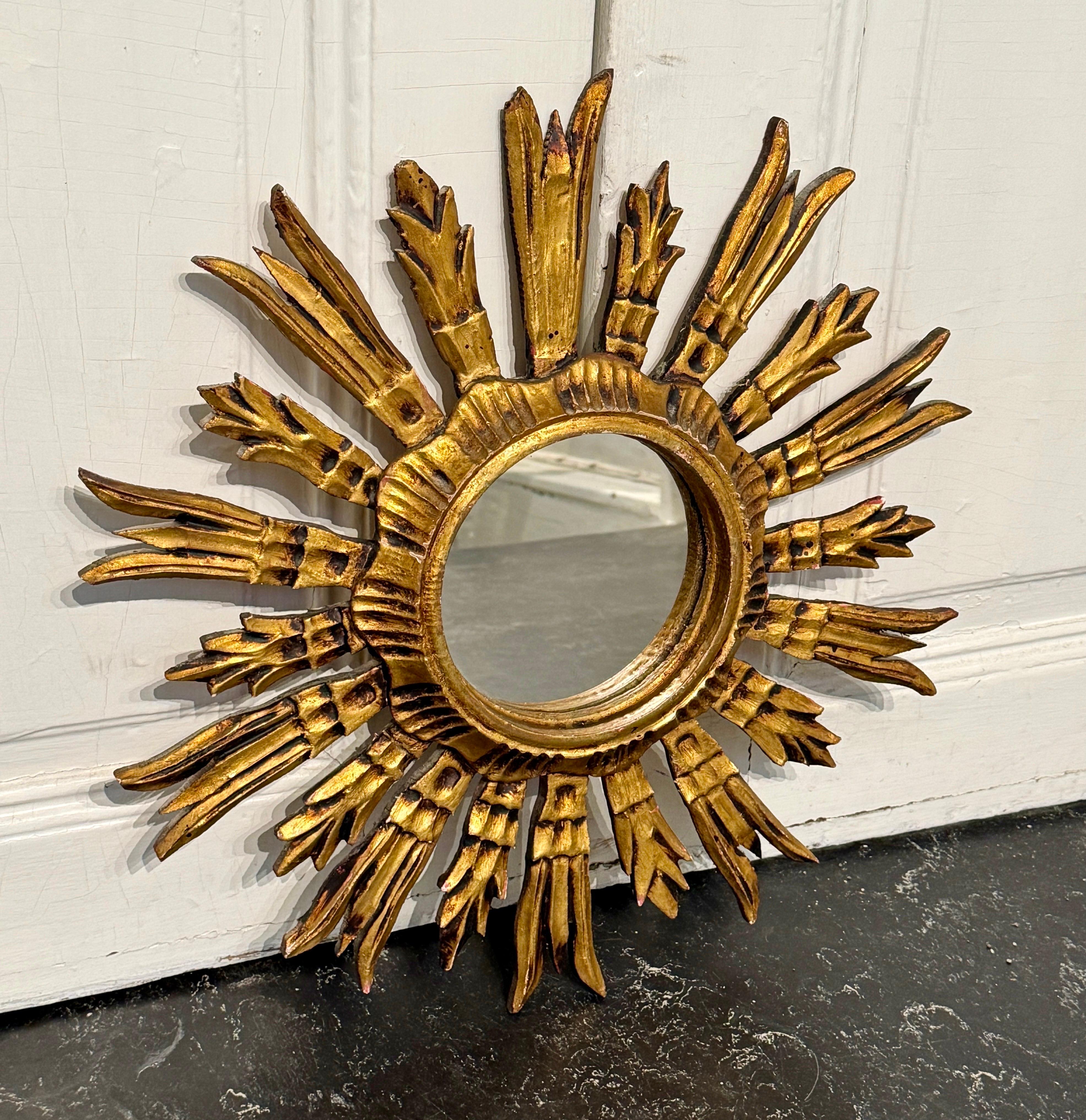 Italienischer Wandspiegel aus Blattgold mit Sternschliff und Sonnenschliff aus Holz, Mid-Century Modern im Angebot 12