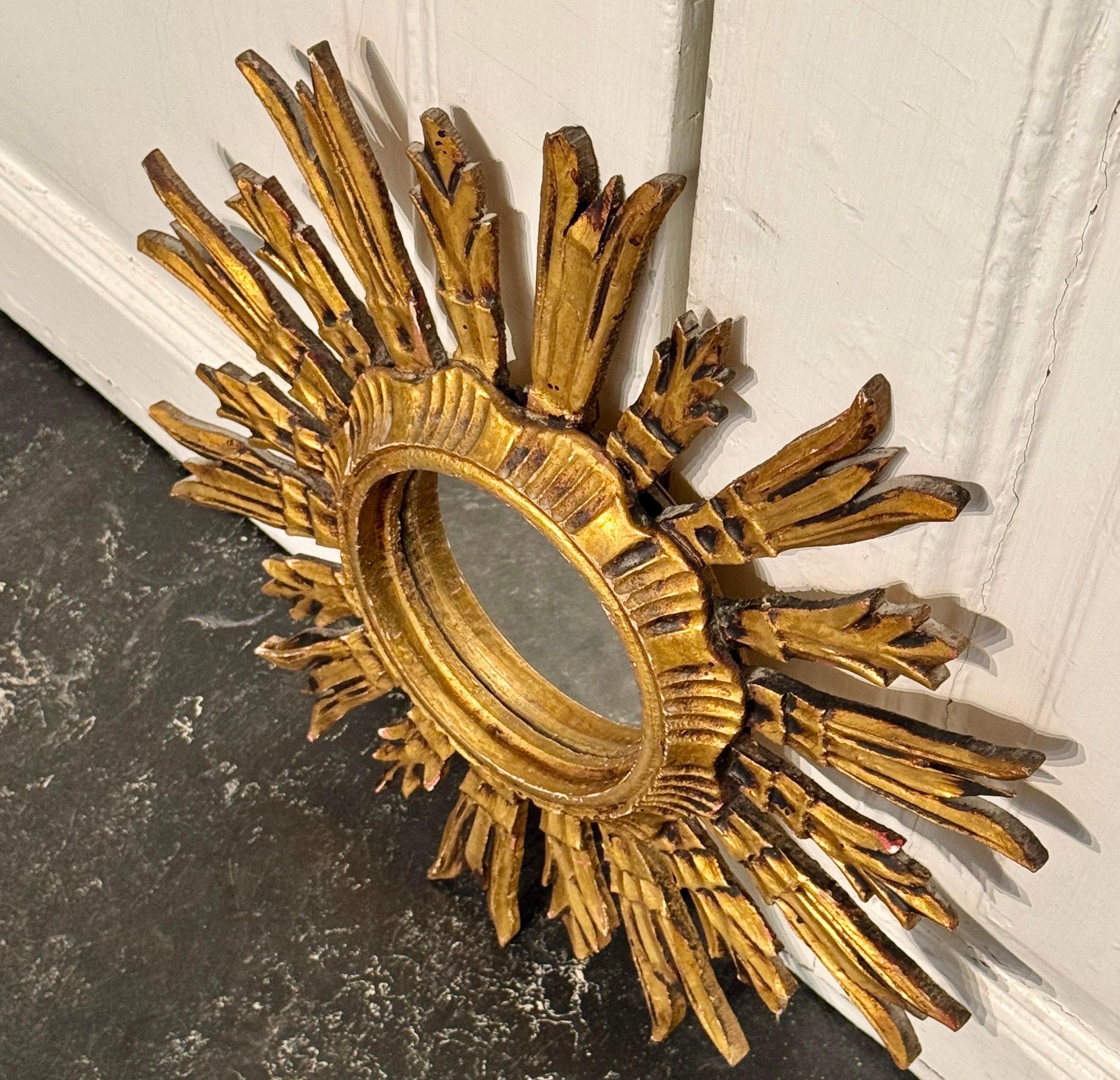 Italienischer Wandspiegel aus Blattgold mit Sternschliff und Sonnenschliff aus Holz, Mid-Century Modern (20. Jahrhundert) im Angebot